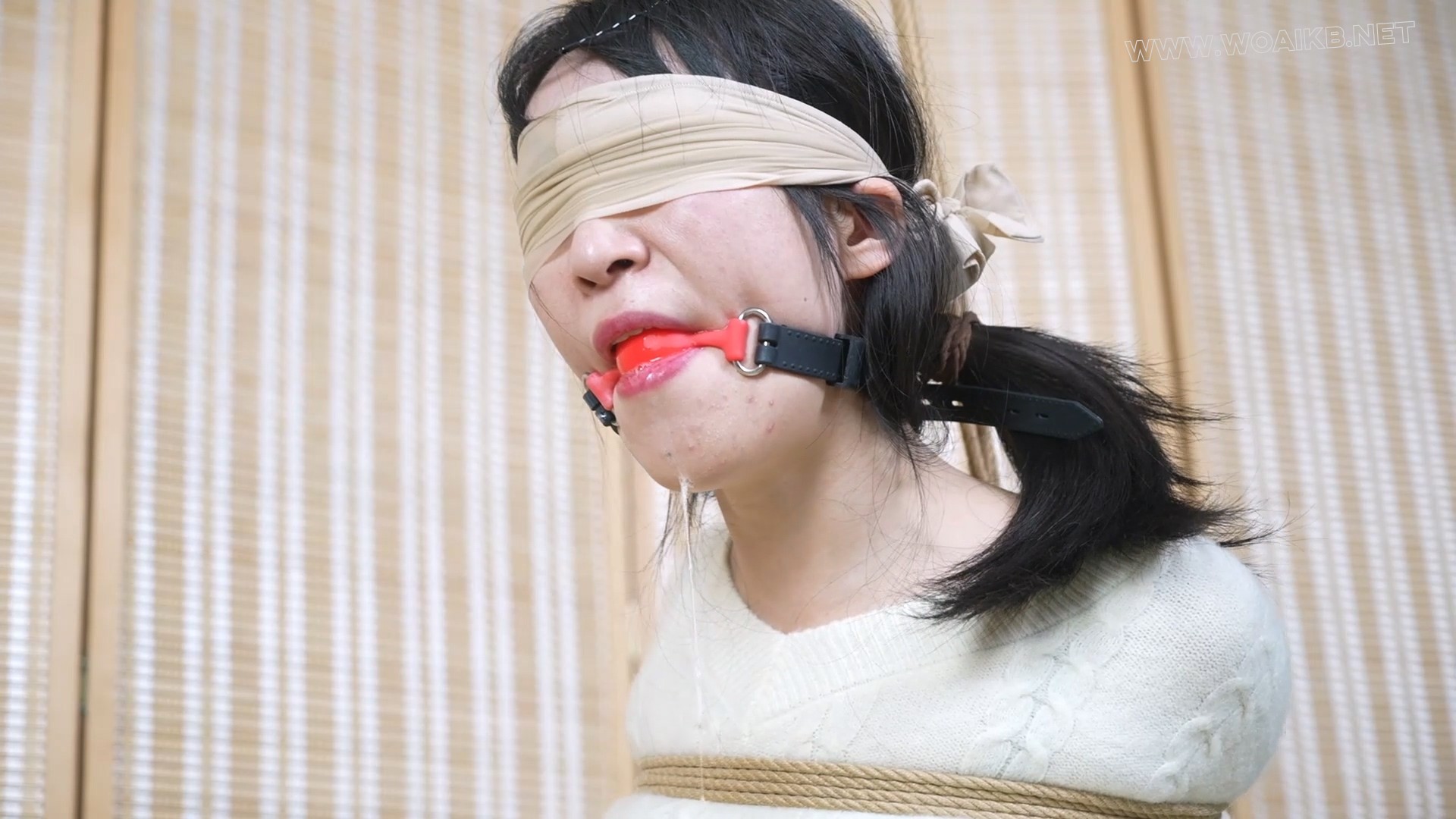 嗷嗷-1小时剧情向，胁迫老师成为我的绳奴！ 预览图