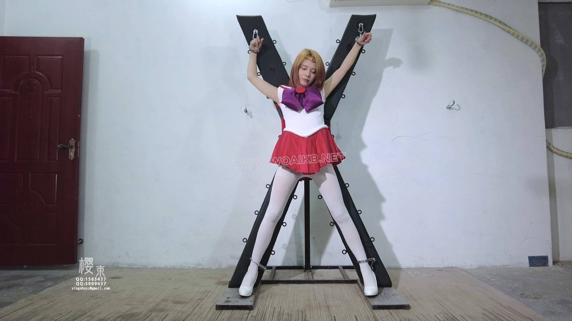 cos美少女战士！落入反派的美少女战士被残忍的羞辱折磨！棒棒强震手指入体强高！鞭… 封面图
