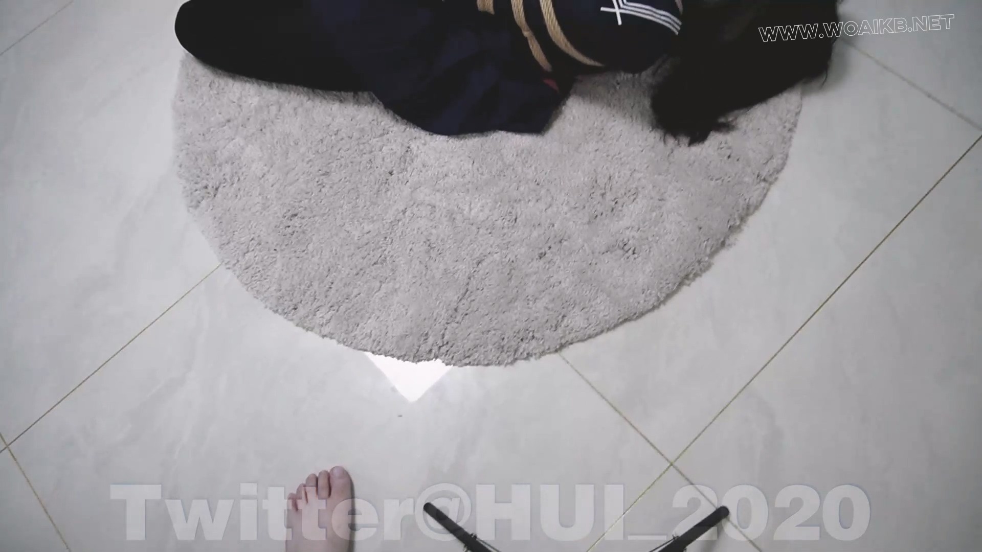 潼潼超紧拘束，捂嘴窒息，动弹不得 预览图