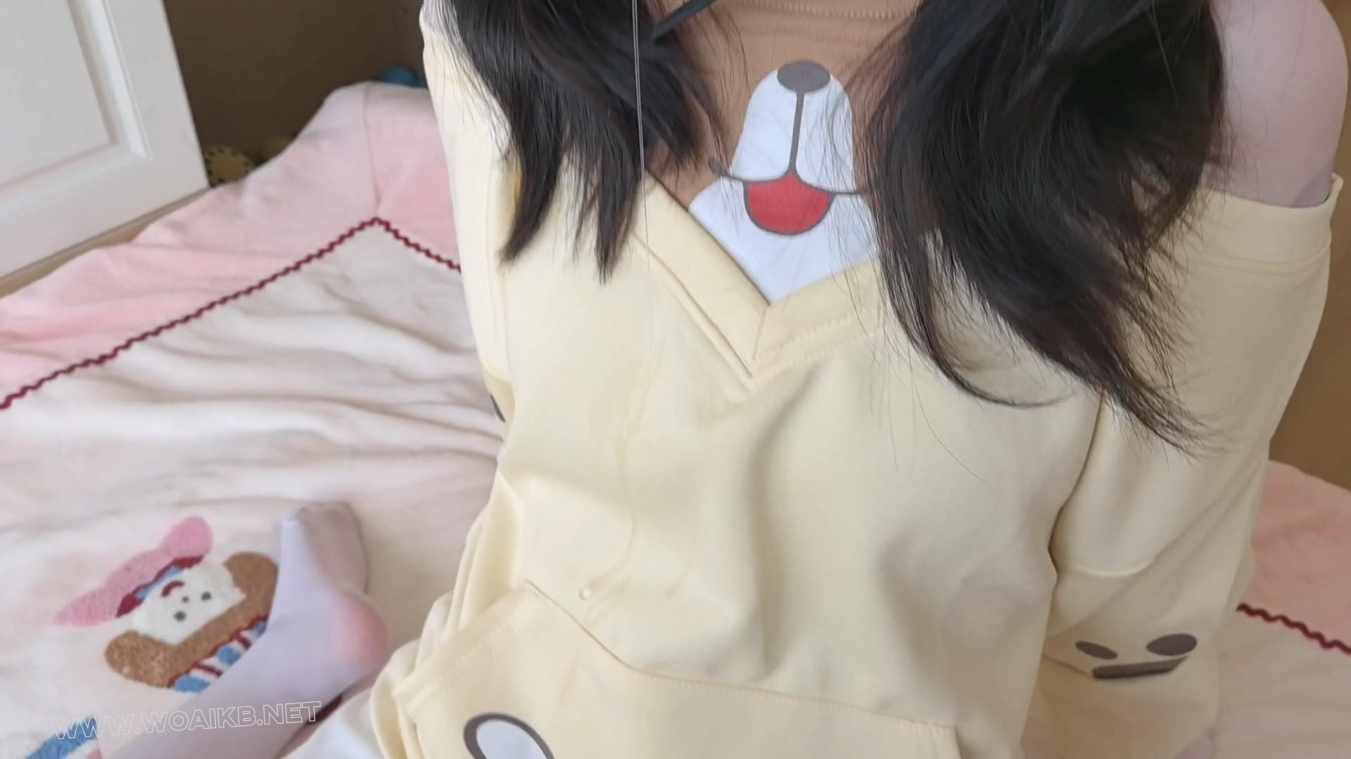 连体白丝 今天纯陪小妹妹玩 水枪滑滑梯 直臂蟹缚骑小牛 sp 震动 墙糕 真空昏迷 预览图