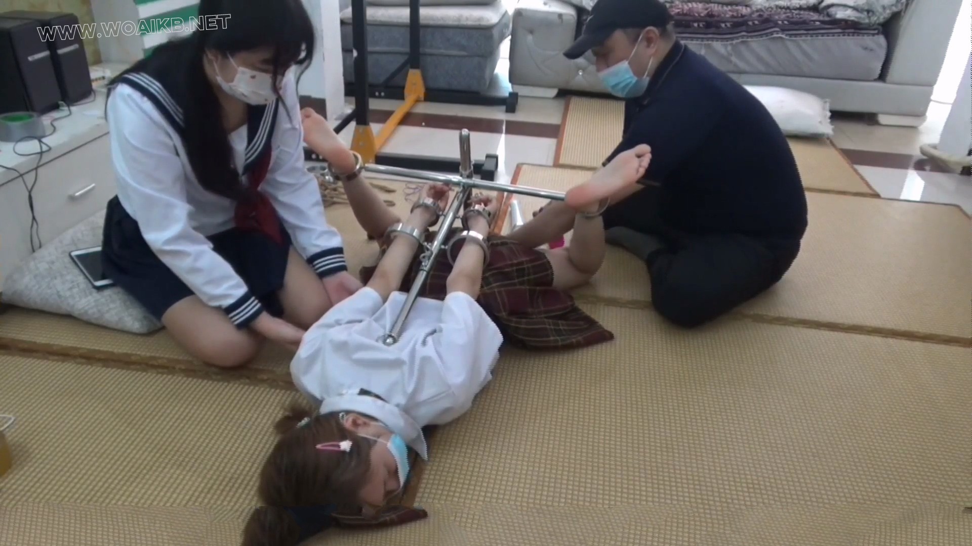 【玉箫】【琳媚】爱缚姐妹日常家访【下】 被老师发现秘密 带TD手铐爬行TJ 口水收集 预览图
