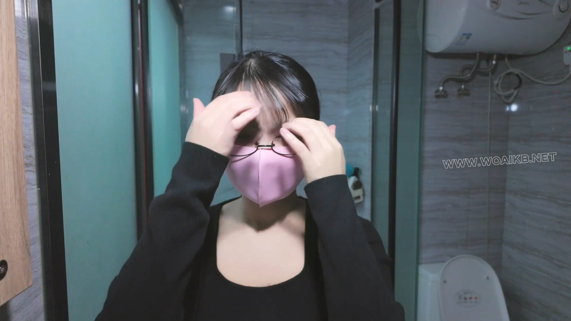 被电击后发声的圣诞节礼物自行打包全过程 预览图