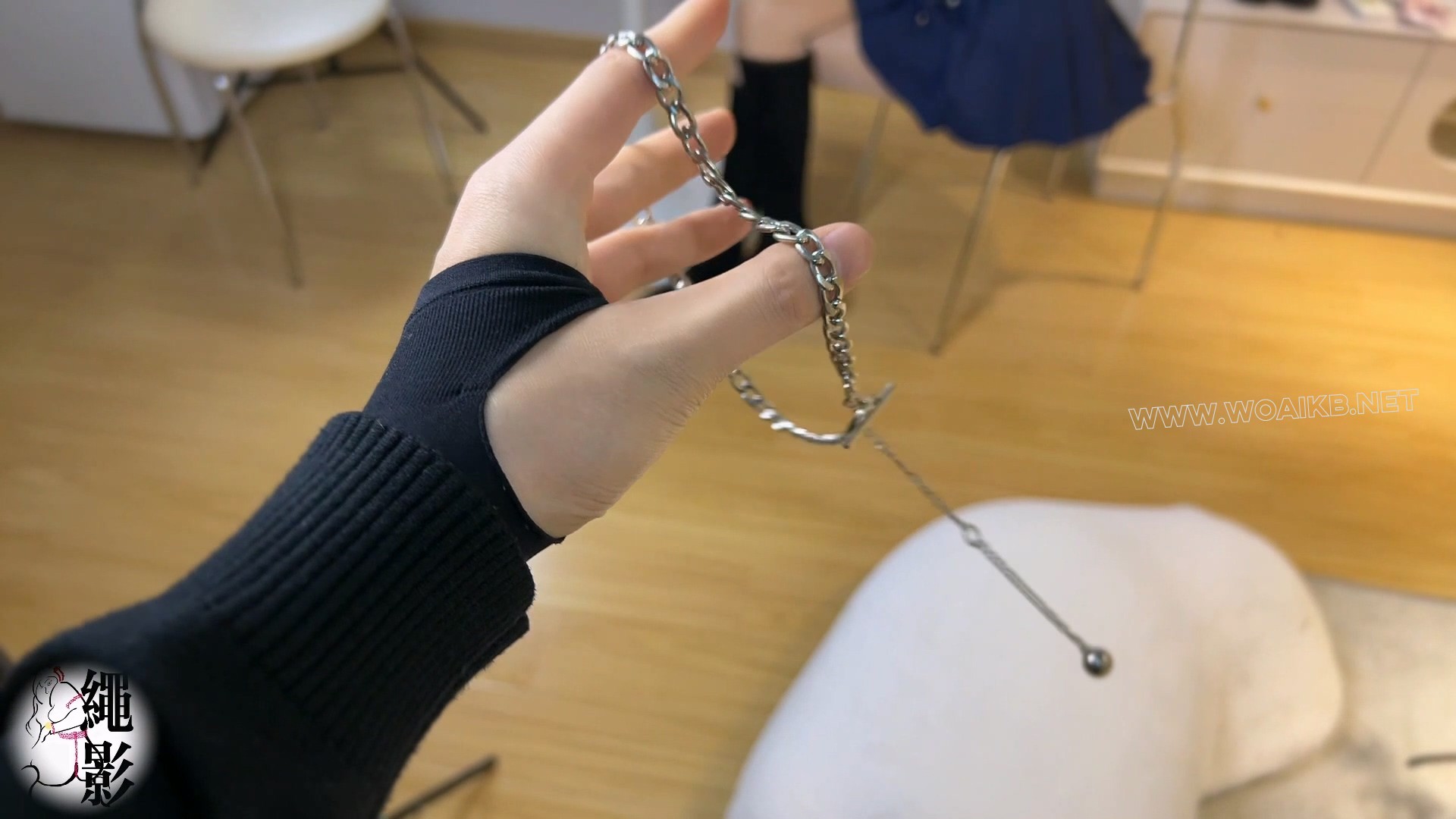 家庭教师的催眠，叛逆少女和她的淫荡母亲一网打尽（第一集） 预览图