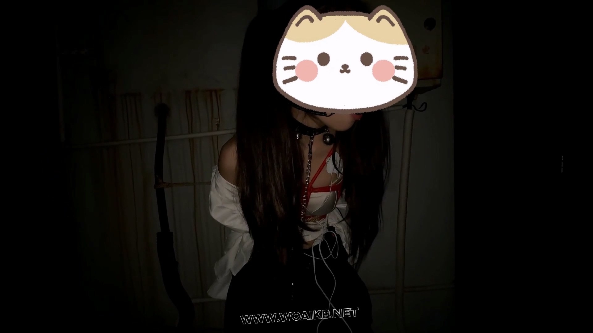 【小奶猫】【极品黑丝JK】【我的AI萝莉】【每一帧都很爱】听说楼顶的风景不错,带你 预览图