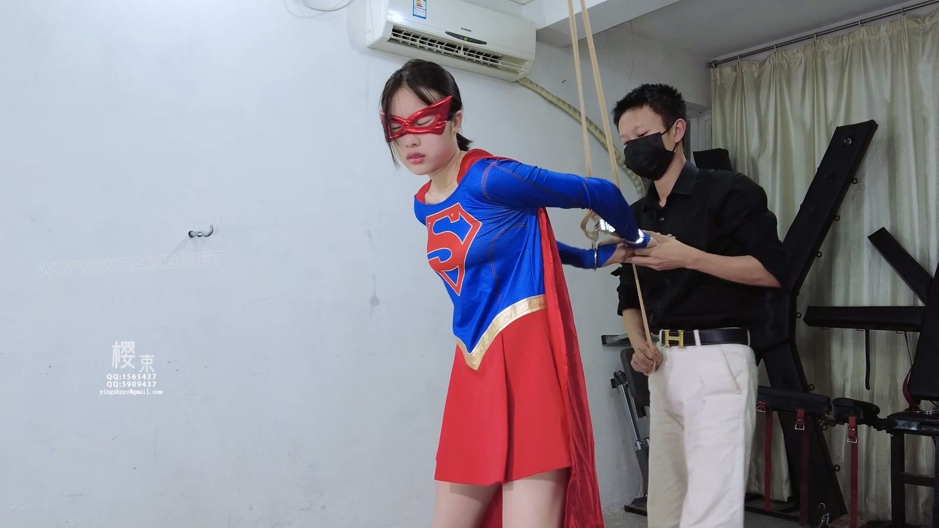 COS女超人！K9强制开腿后手直臂吊缚狠狠鞭打折磨！双棒大力输出多次羞耻强G！口球 预览图