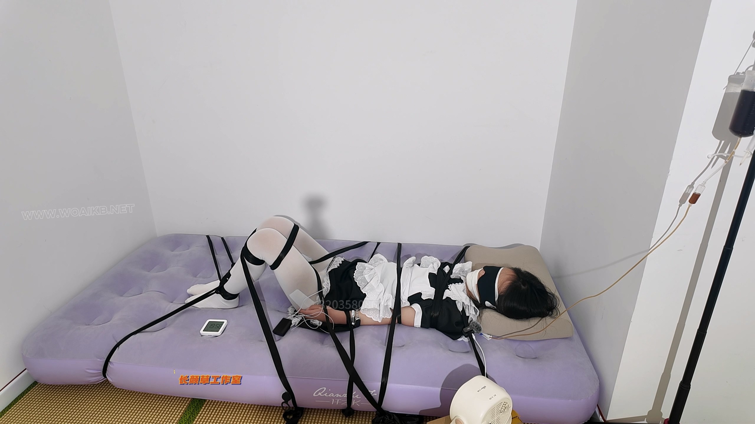 少萝女仆 全身20根丝带完全束缚 5小时超长视频放置 小怪兽 100档电击 口饲营养液 预览图