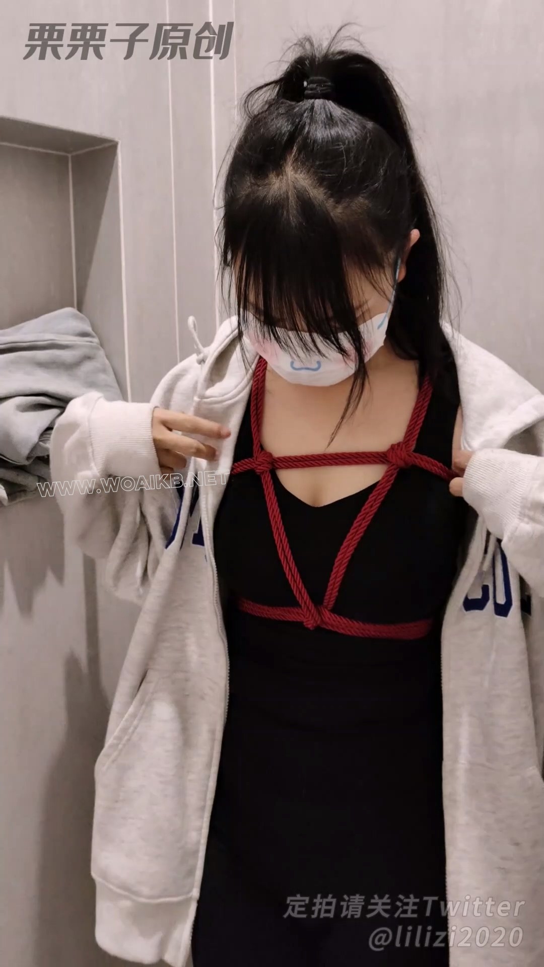 《惩罚堕落小M 06》 户外强高、健身房调教、快乐蛋、运动服、单马尾、胸缚、反复强高 预览图
