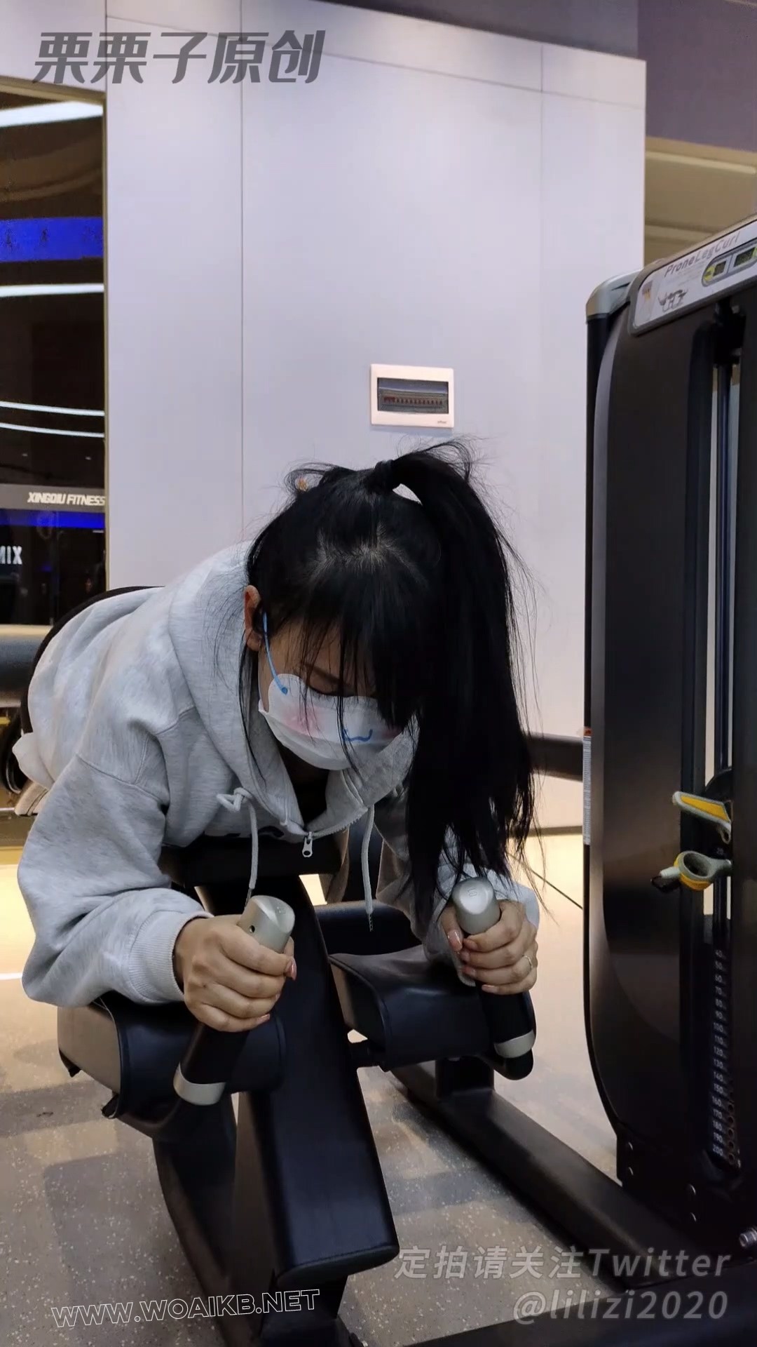 《惩罚堕落小M 06》 户外强高、健身房调教、快乐蛋、运动服、单马尾、胸缚、反复强高 预览图