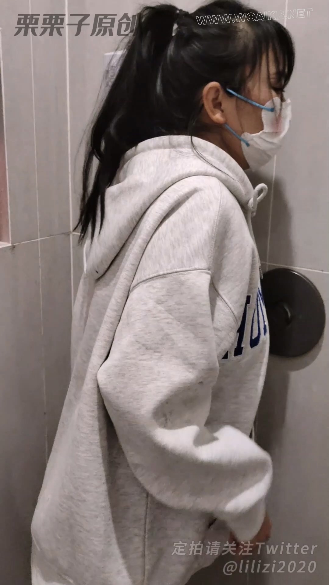 《惩罚堕落小M 06》 户外强高、健身房调教、快乐蛋、运动服、单马尾、胸缚、反复强高 预览图