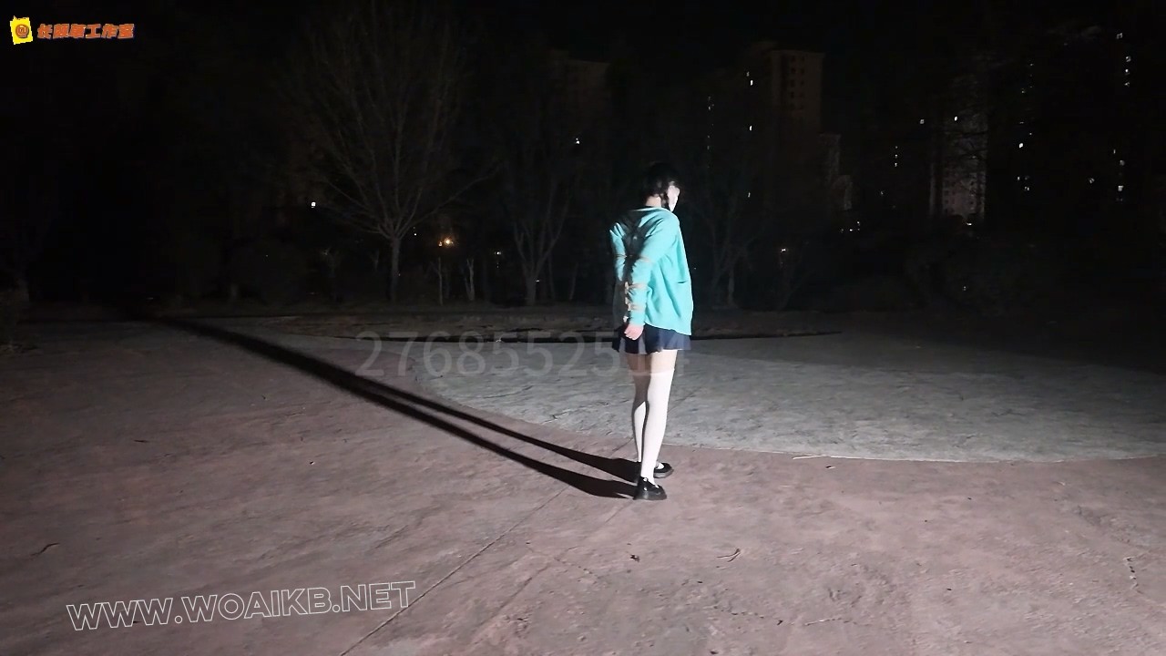 户外调教少萝 td强高 绑上腿还蹦蹦跳跳想逃跑 罚跪 爬行 预览图