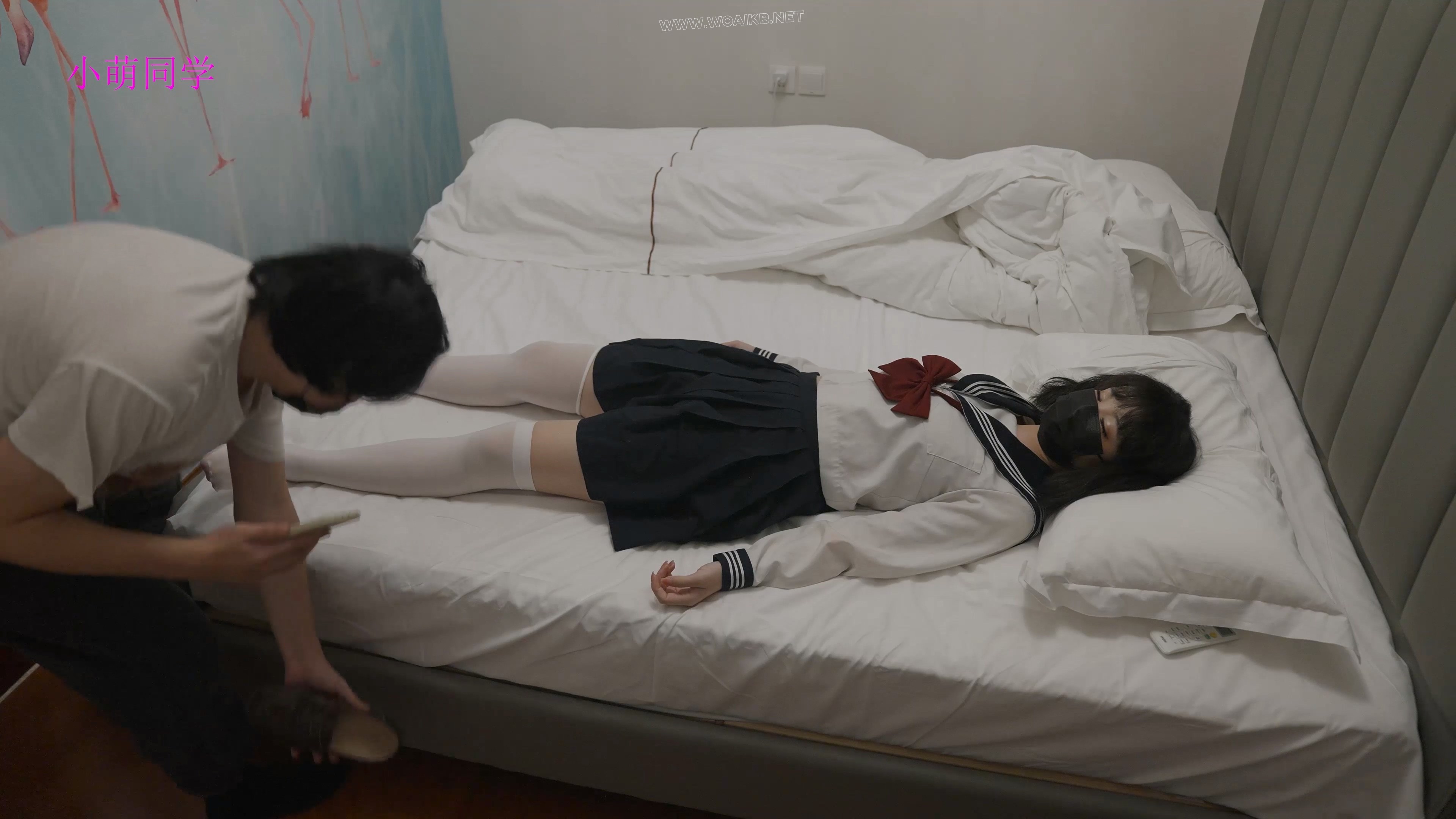 【小萌同学】JK特工被勒死失禁玩足 预览图