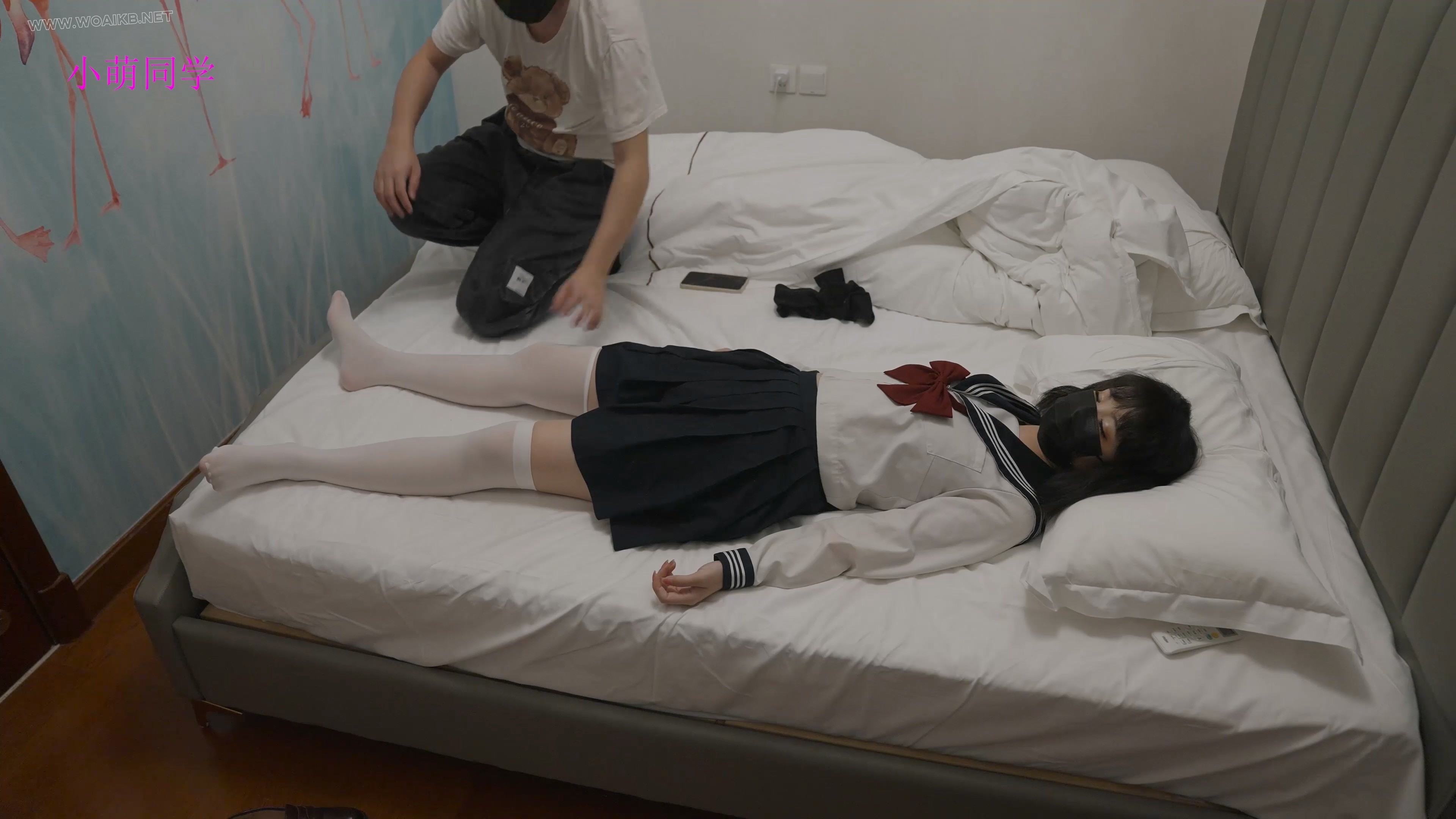 【小萌同学】JK特工被勒死失禁玩足 预览图