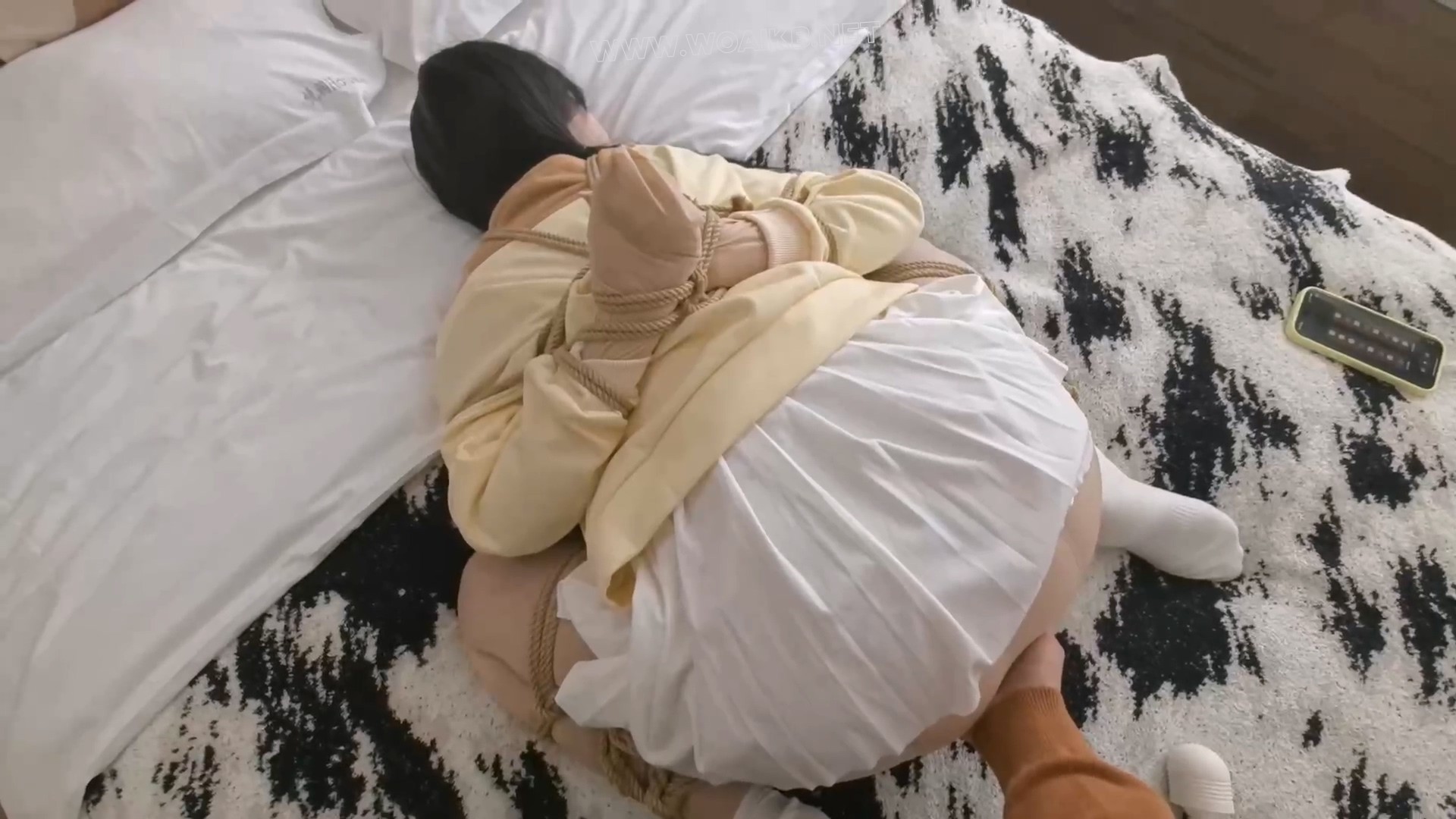 【FXX-SM-幼娘】又是循环入潮的一天 直立缚固定突突墙糕 小青蛙呱呱呱 手持突突入 预览图