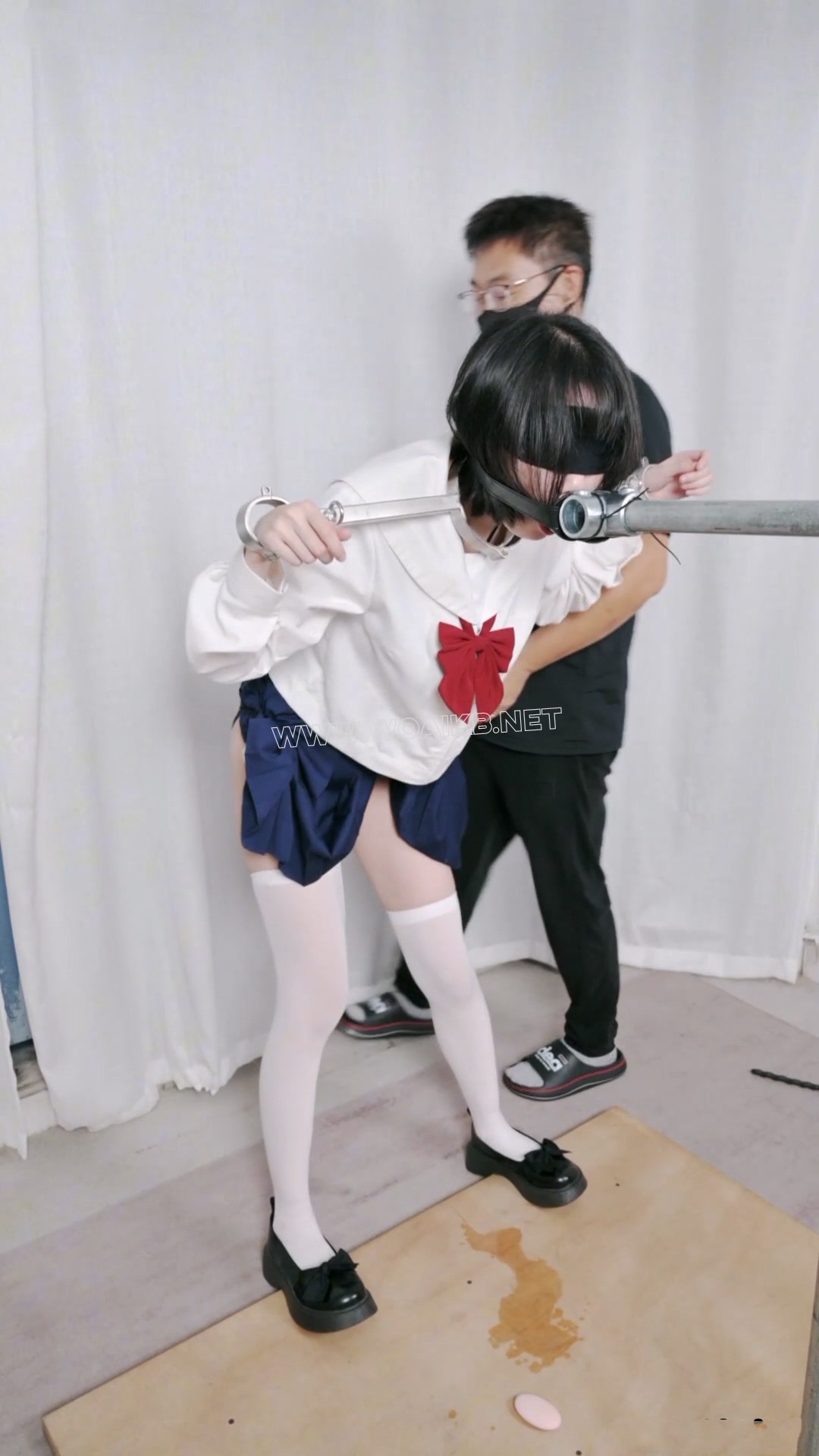 惩戒学园5 HD竖屏 清纯JK 白丝LOLI 固定放置 阳俱口塞你 口水如瀑 虐足虐趾 鞭打 预览图
