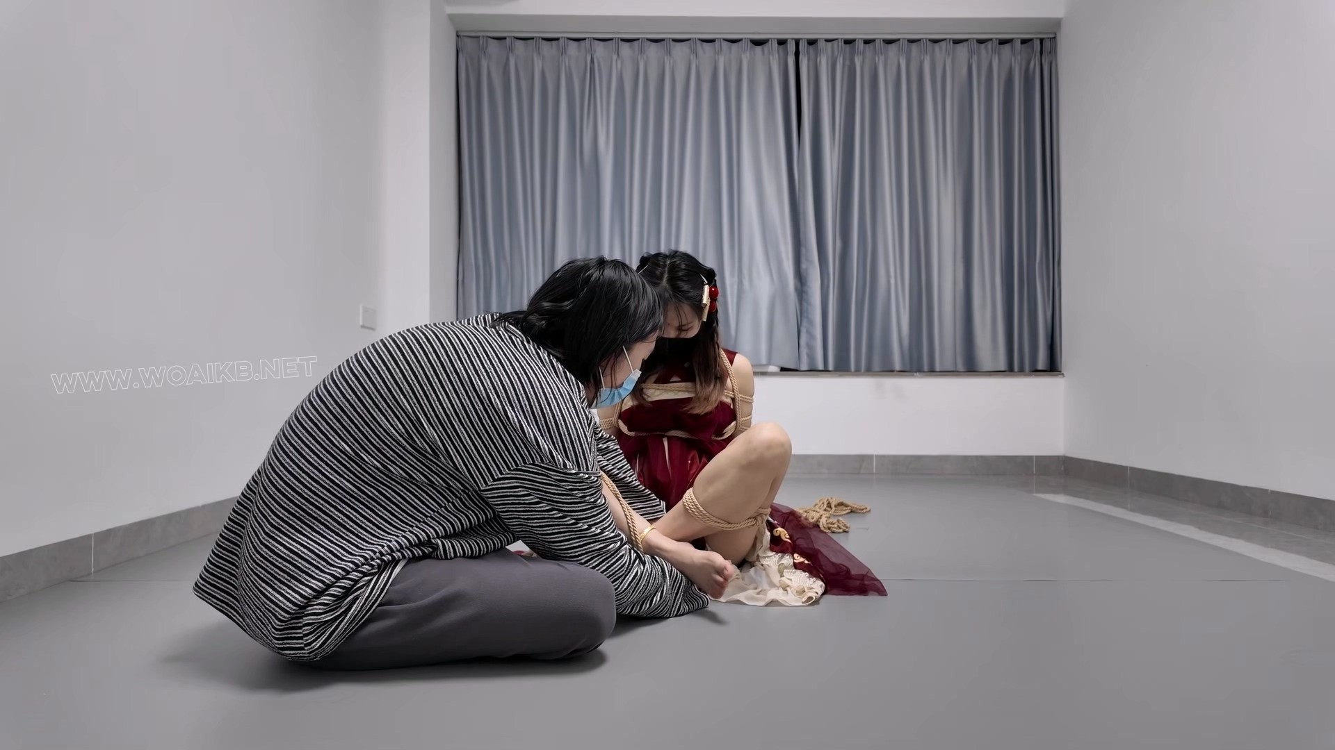 汉元素舞蹈落选的少女挑战电击海老缚逃脱失败游戏后惩罚光脚tk 预览图