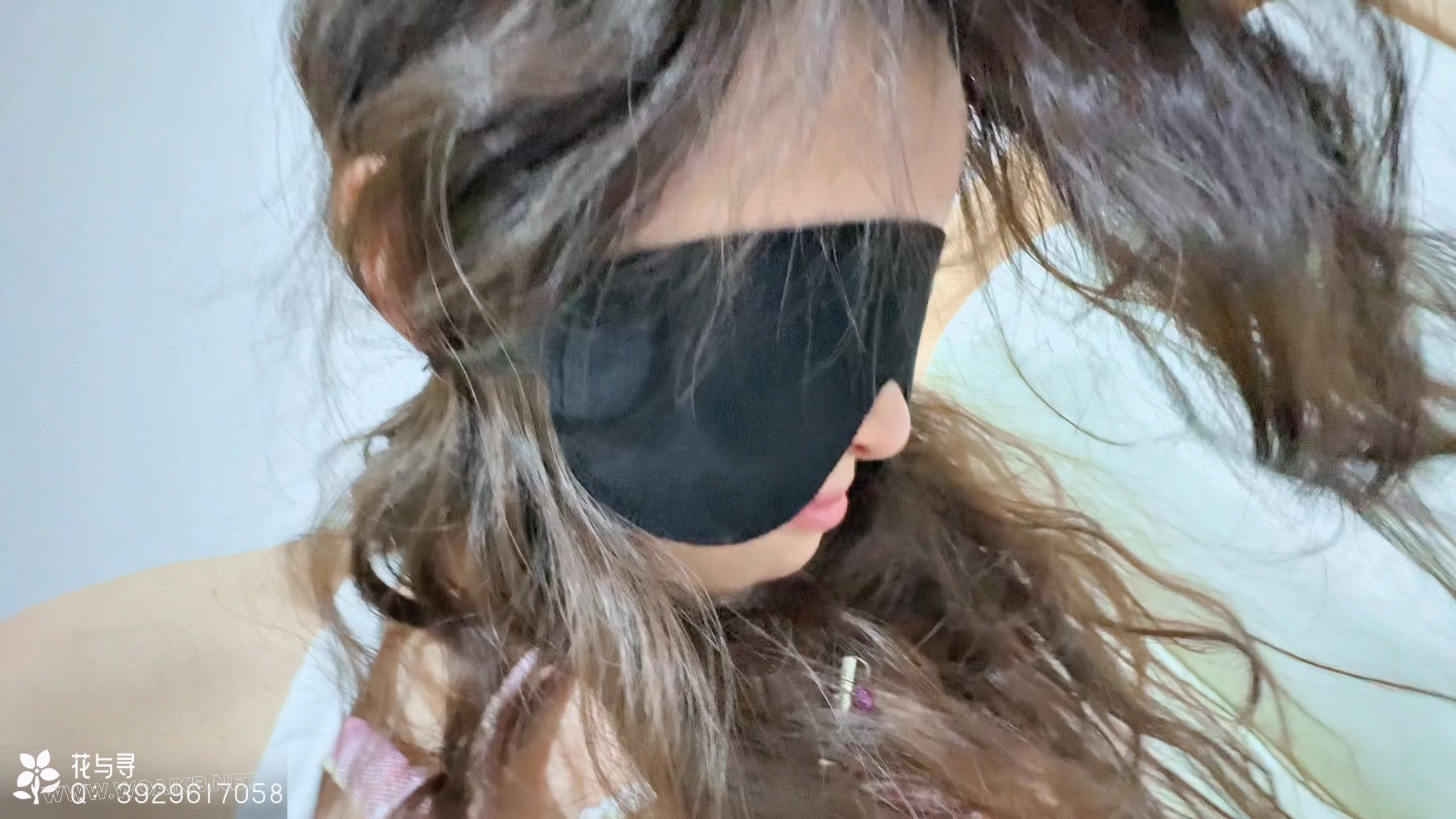 小鱼第三集来了，调教，扇巴掌，挠痒，散鞭，最后小鱼都来感觉了 预览图