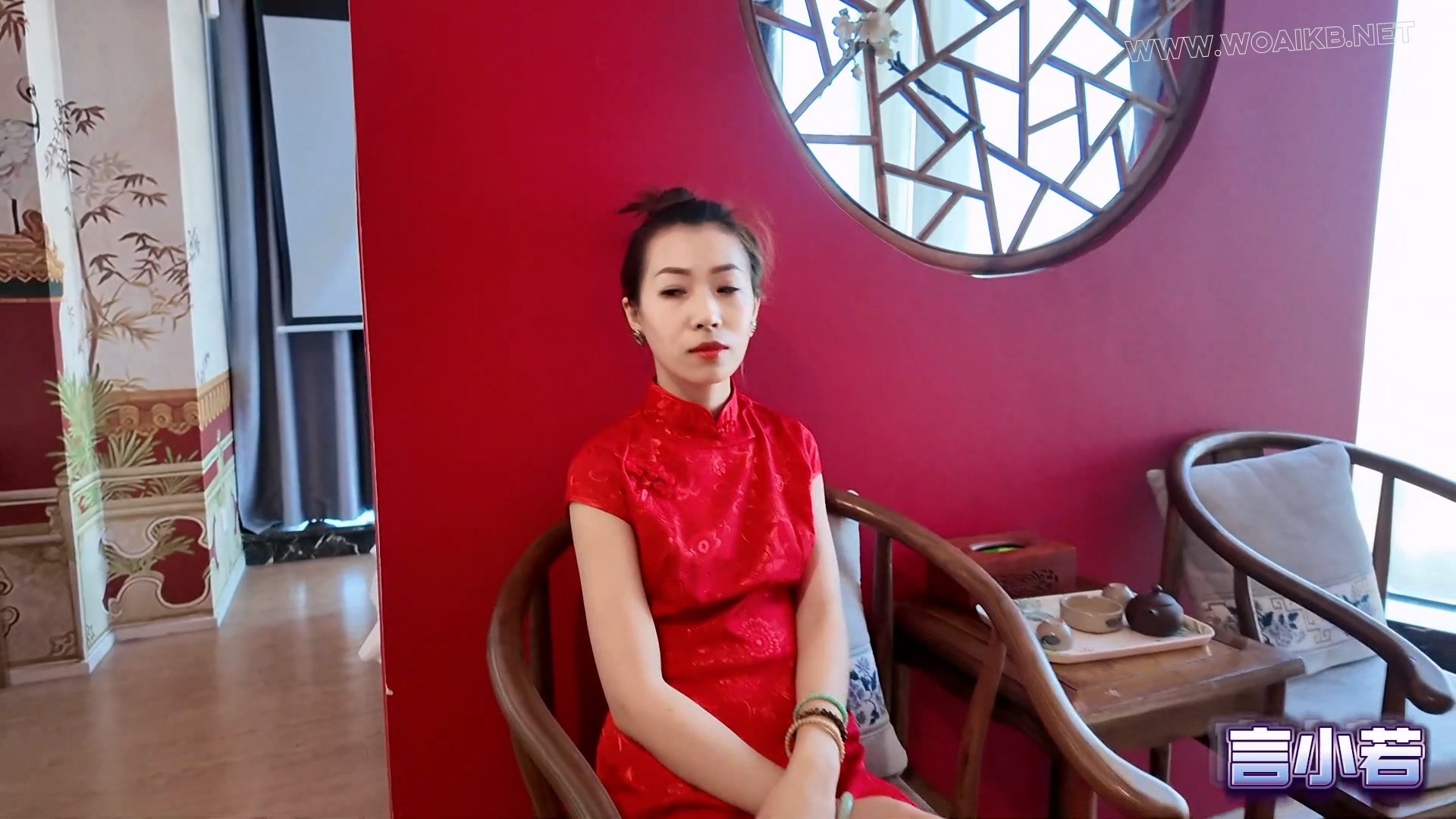 被固定在椅子上好好的享受爱的抚摸吧 预览图