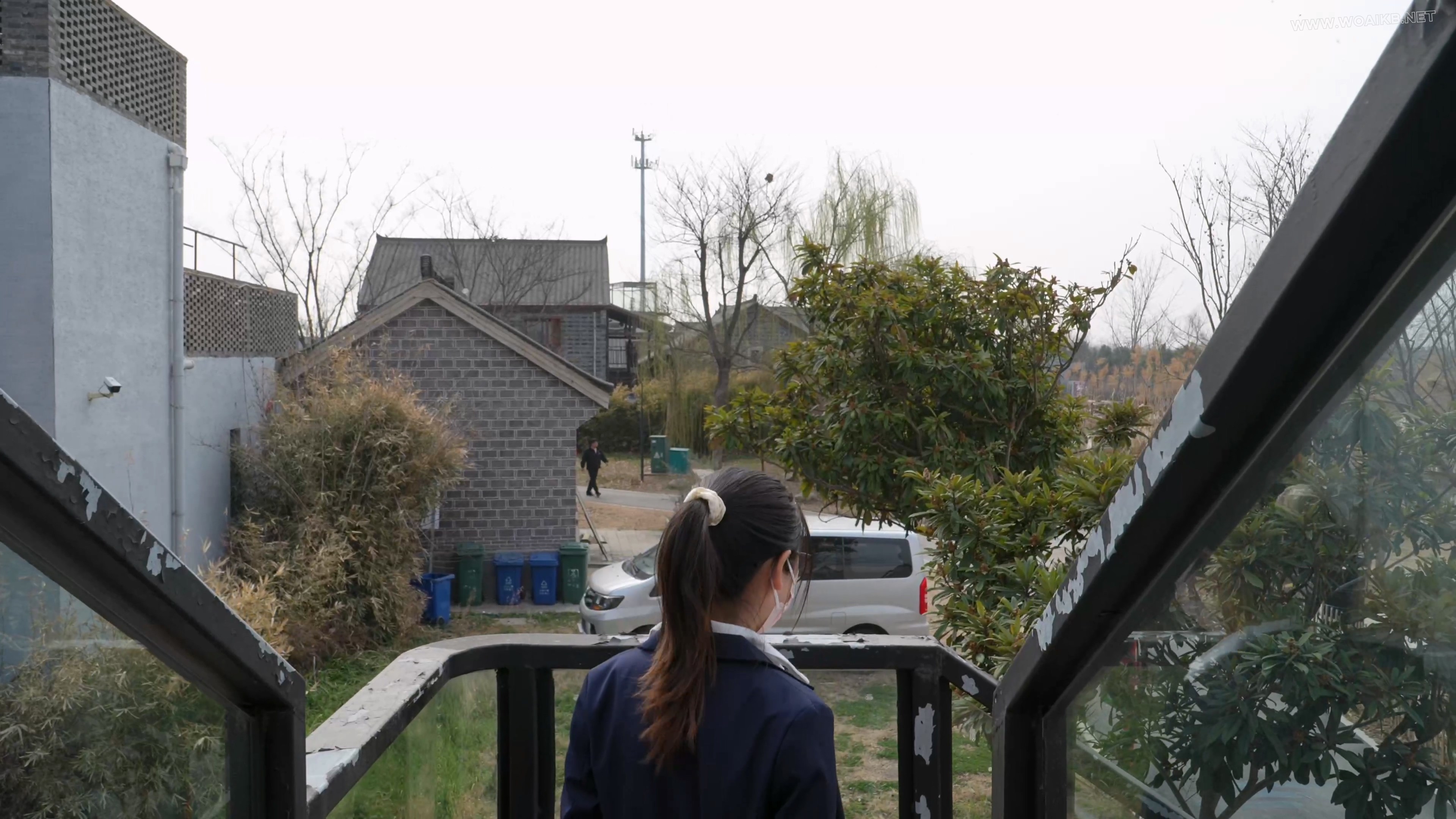 羞死人的一次户外：JK+肛塞尾巴+TD景区人前游玩小卖部购物 预览图