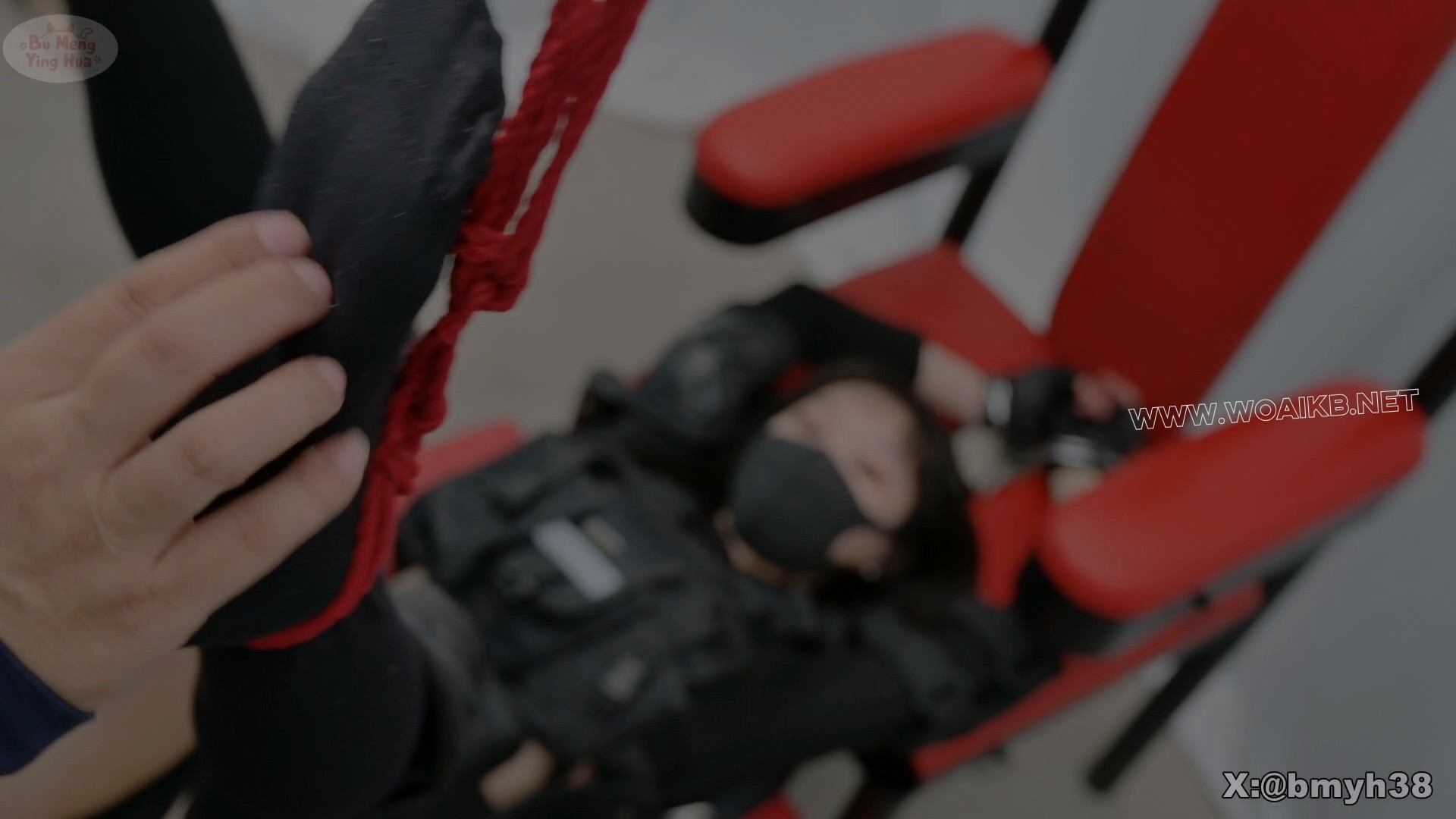 武装娘的TK惩罚 女战士 武装娘 小loli 刑椅拘束 腋下TK 双足高吊 双足TK 跳单攻击 预览图