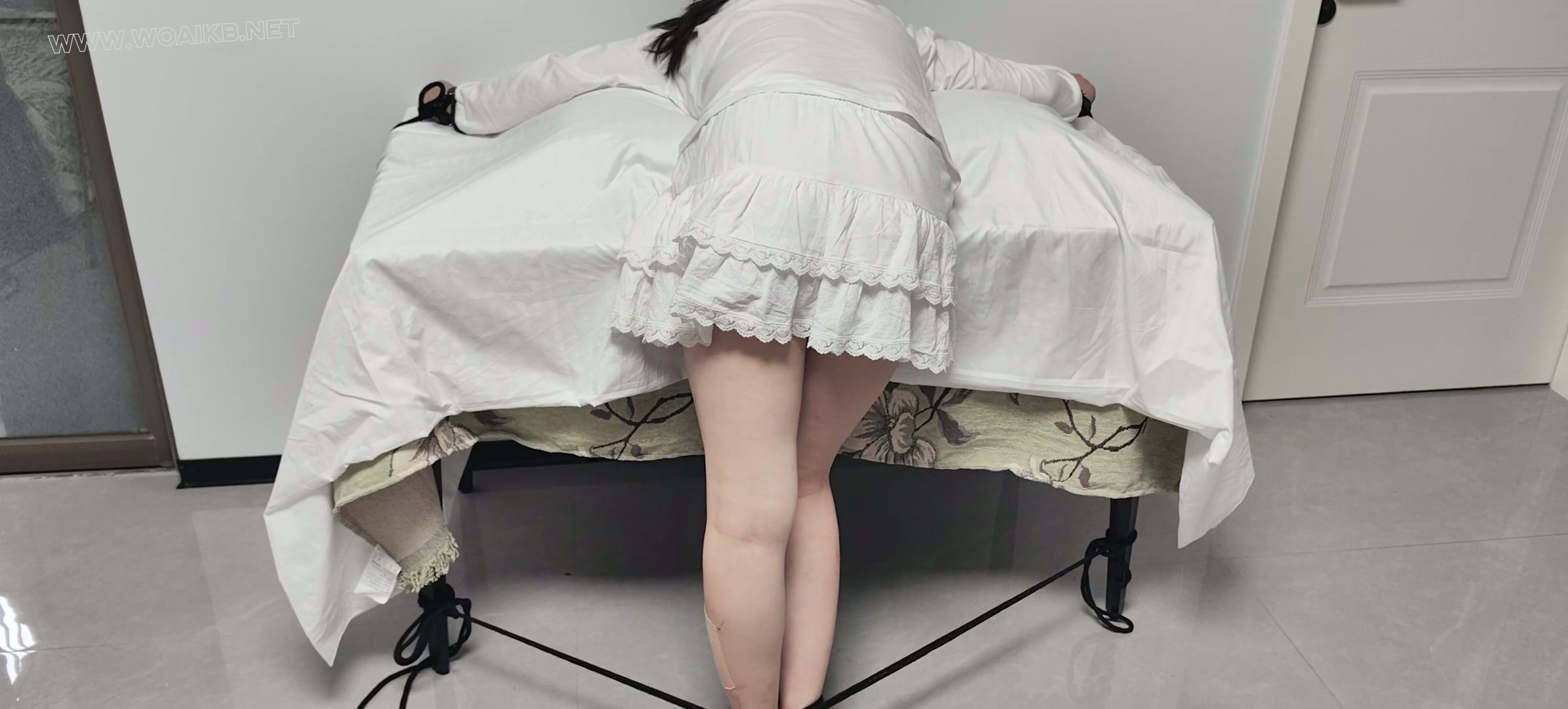 独居女子珊珊的TJ危机 狗爬训练 驷马捆绑脚底挠痒 仙女棒强高QG 固定束缚蒙眼抚摸 预览图