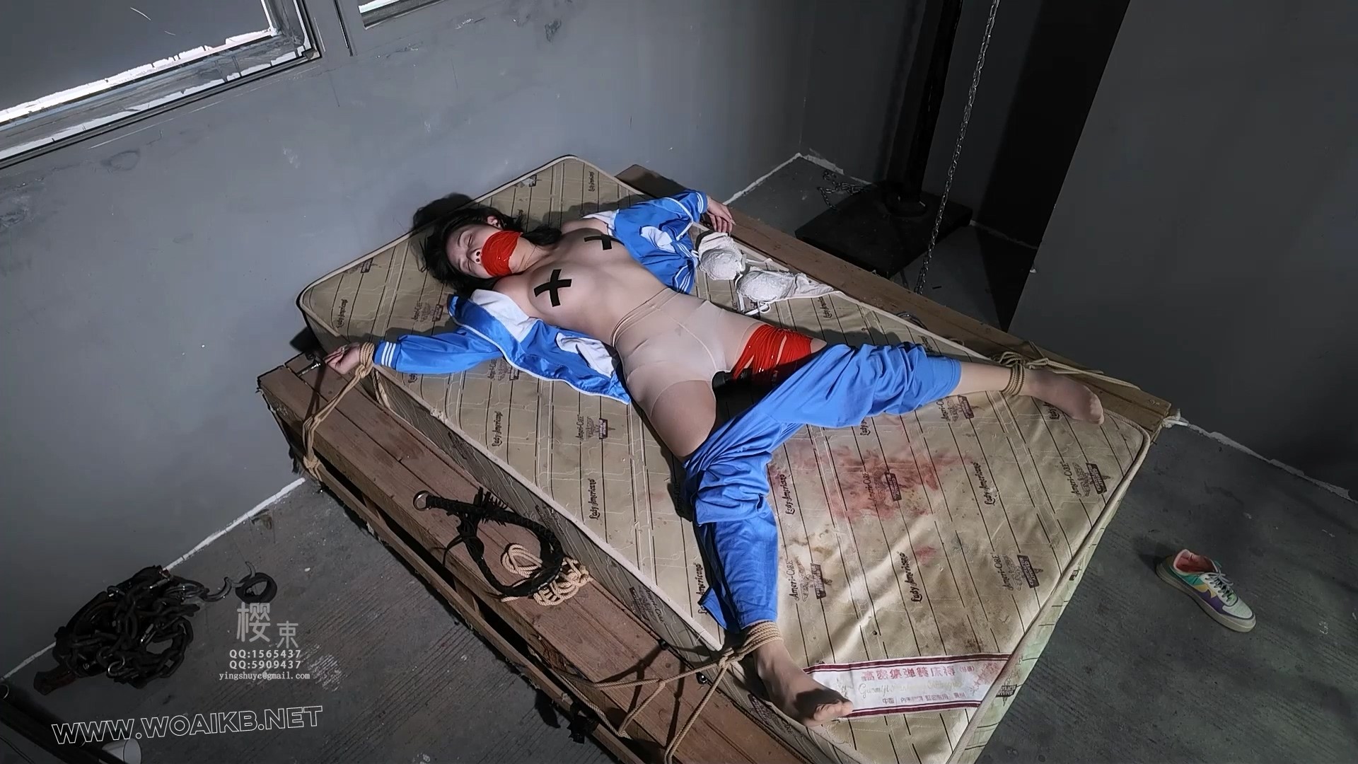 强制戒毒！胶带乳贴棒棒刺激强G！狂挠肉丝脚心！口球塞嘴丝袜全包折磨！ 《毒瘾少… 封面图