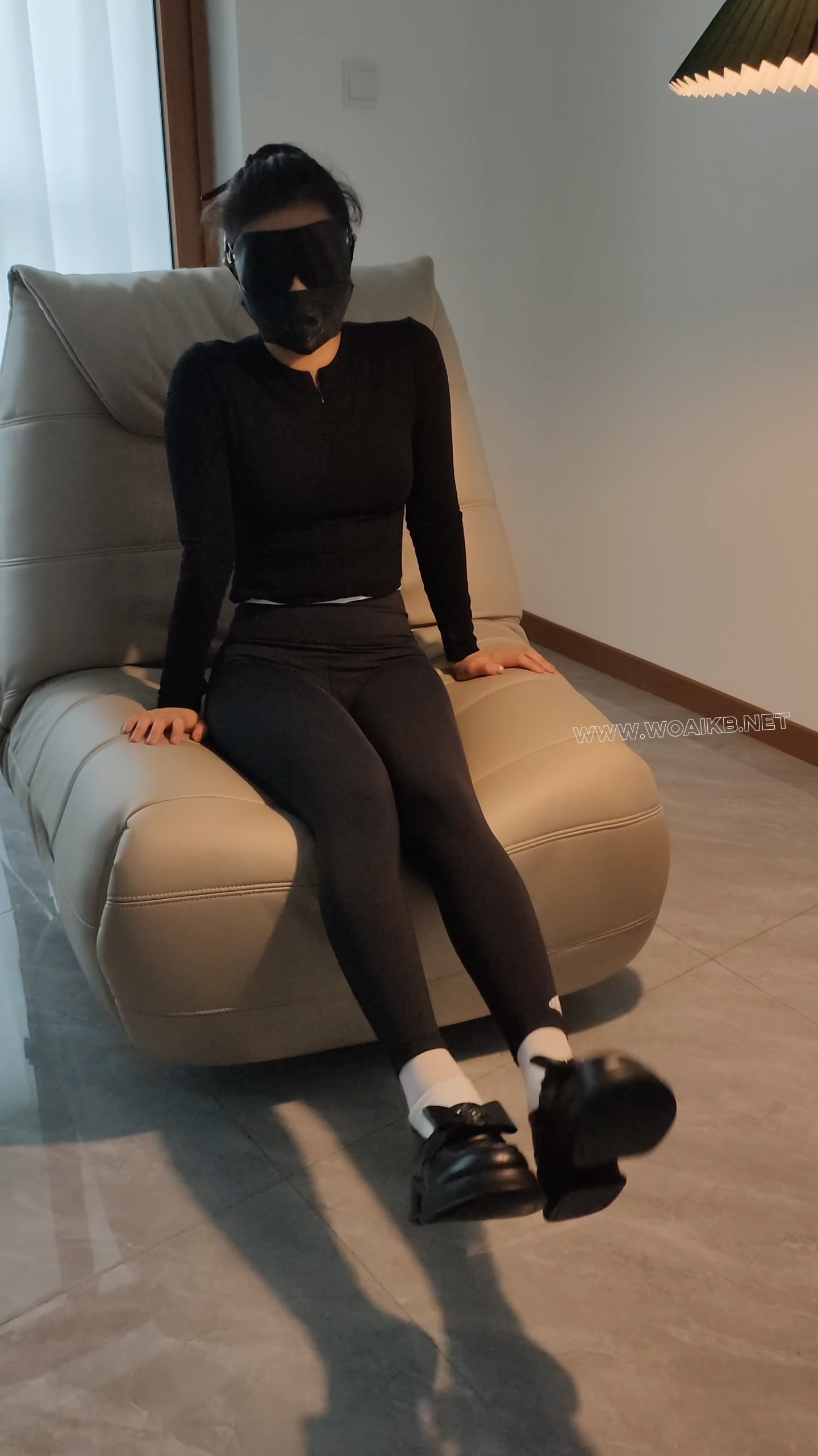 可爱小女m裤里丝拘束，被强制高潮两次 封面图