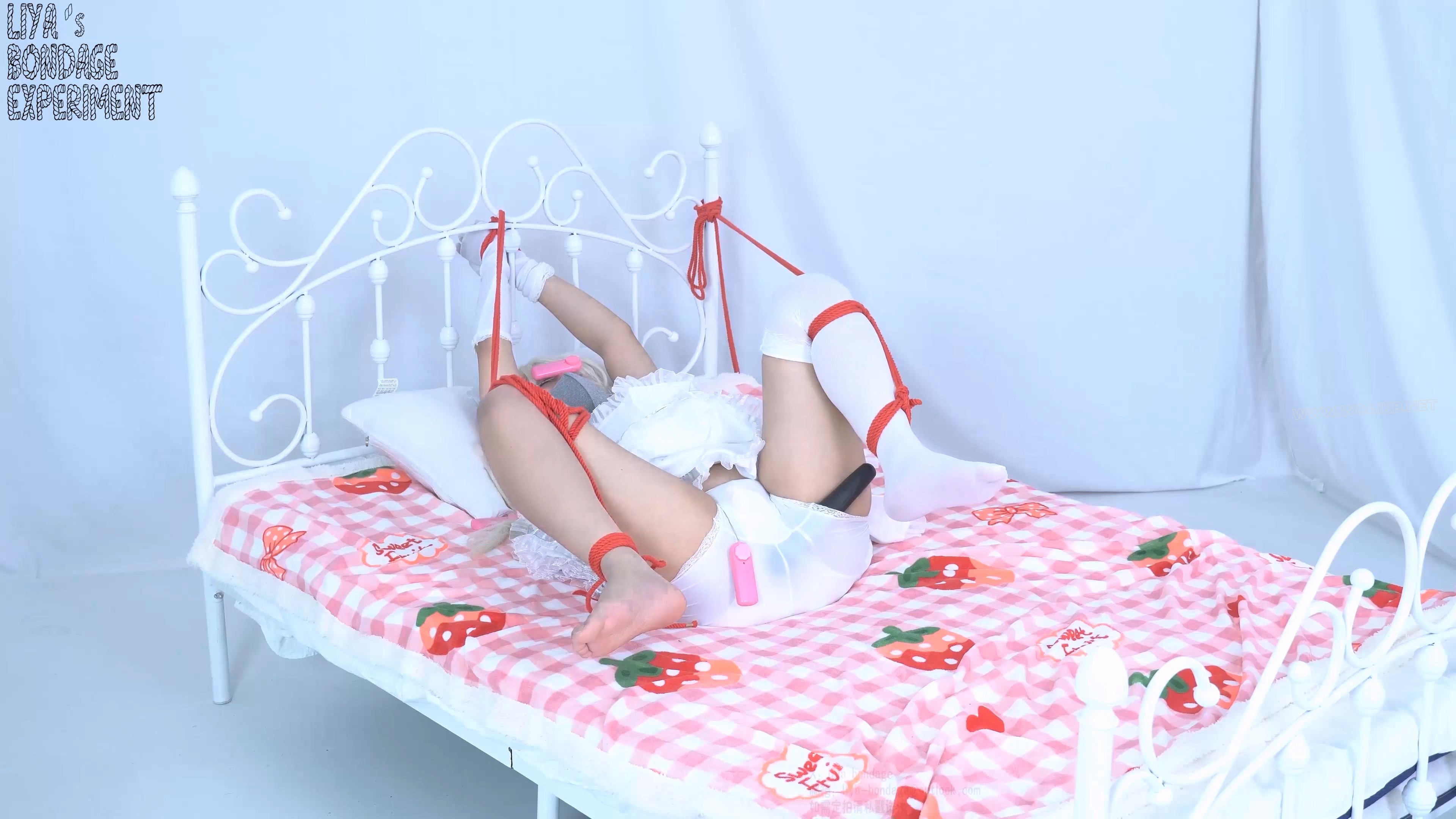 特殊的打工 cosplayTJ强膏棒子蛋蛋紧缚白丝花嫁 预览图