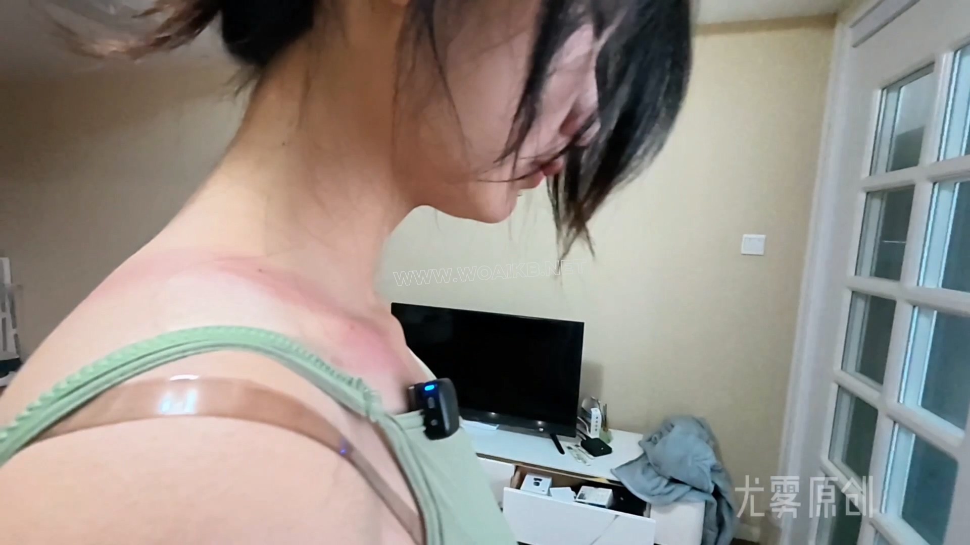 舞蹈服走绳 周末尤雾在家无聊，看视频，突然来感觉，想体验一下走绳，穿着舞蹈服， 预览图