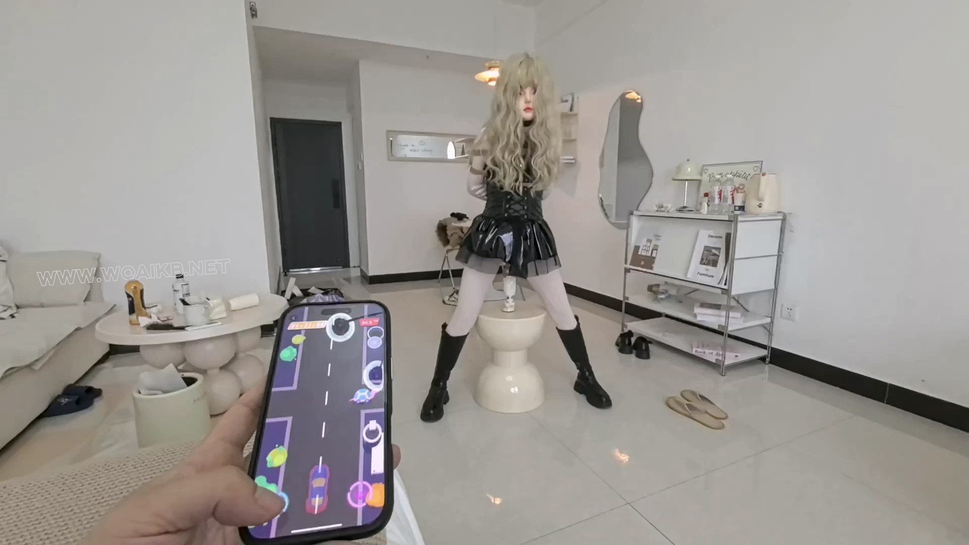 【FXX-人偶女友-02】24小时变娃计划 震动玩具＋口爆吞精 指入墙糕 单手套＋分腿P机 预览图