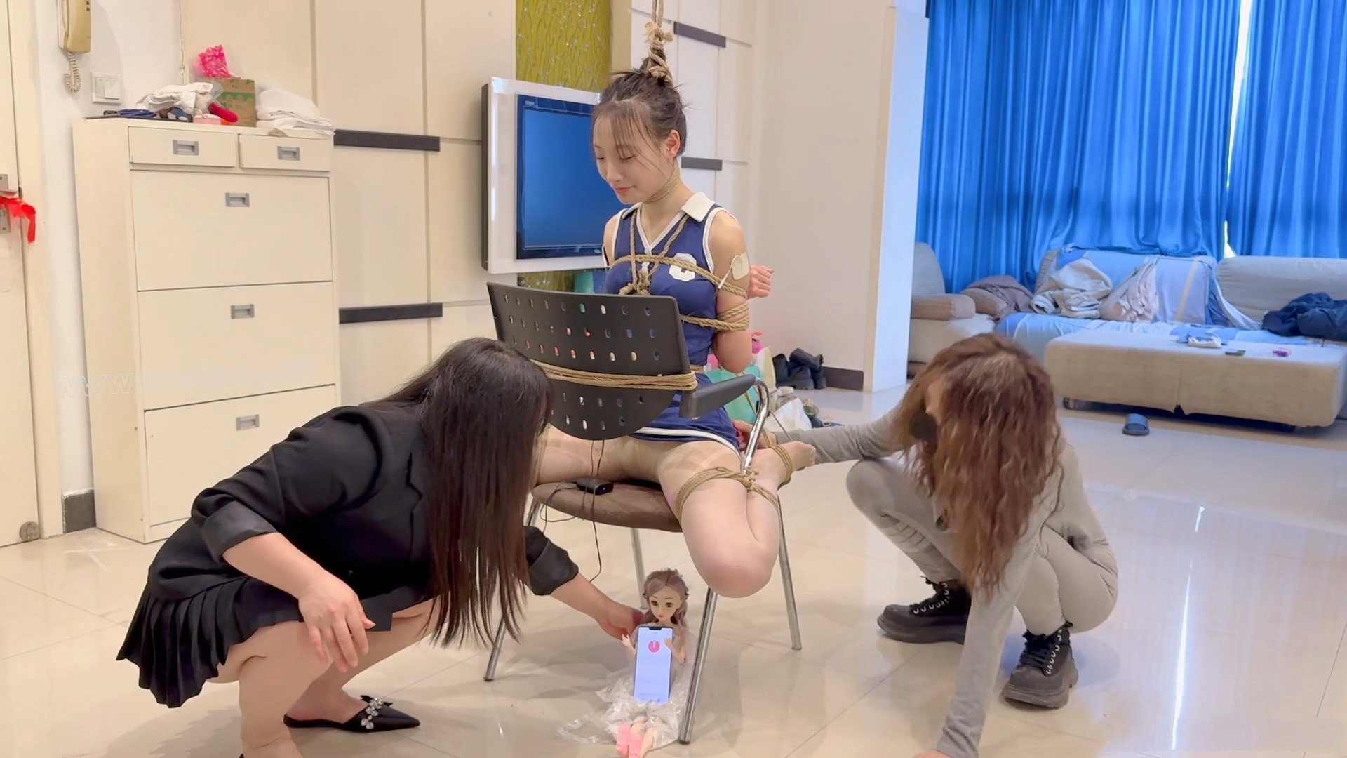 双女S收拾女M 预览图