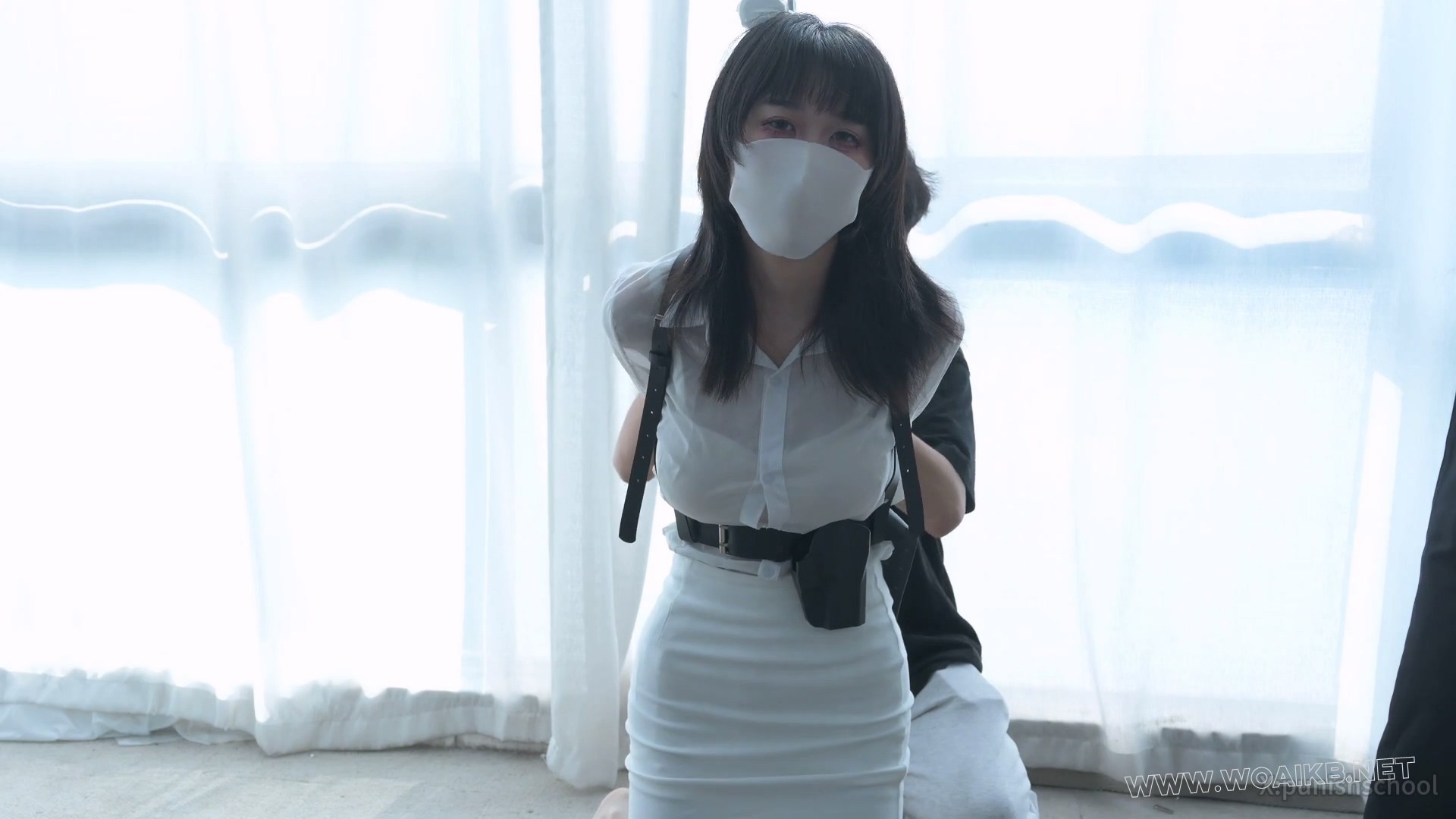 调教女搜查上 折磨 跪刑 虐足 凌辱 女搜查 蒙眼 堵嘴 预览图