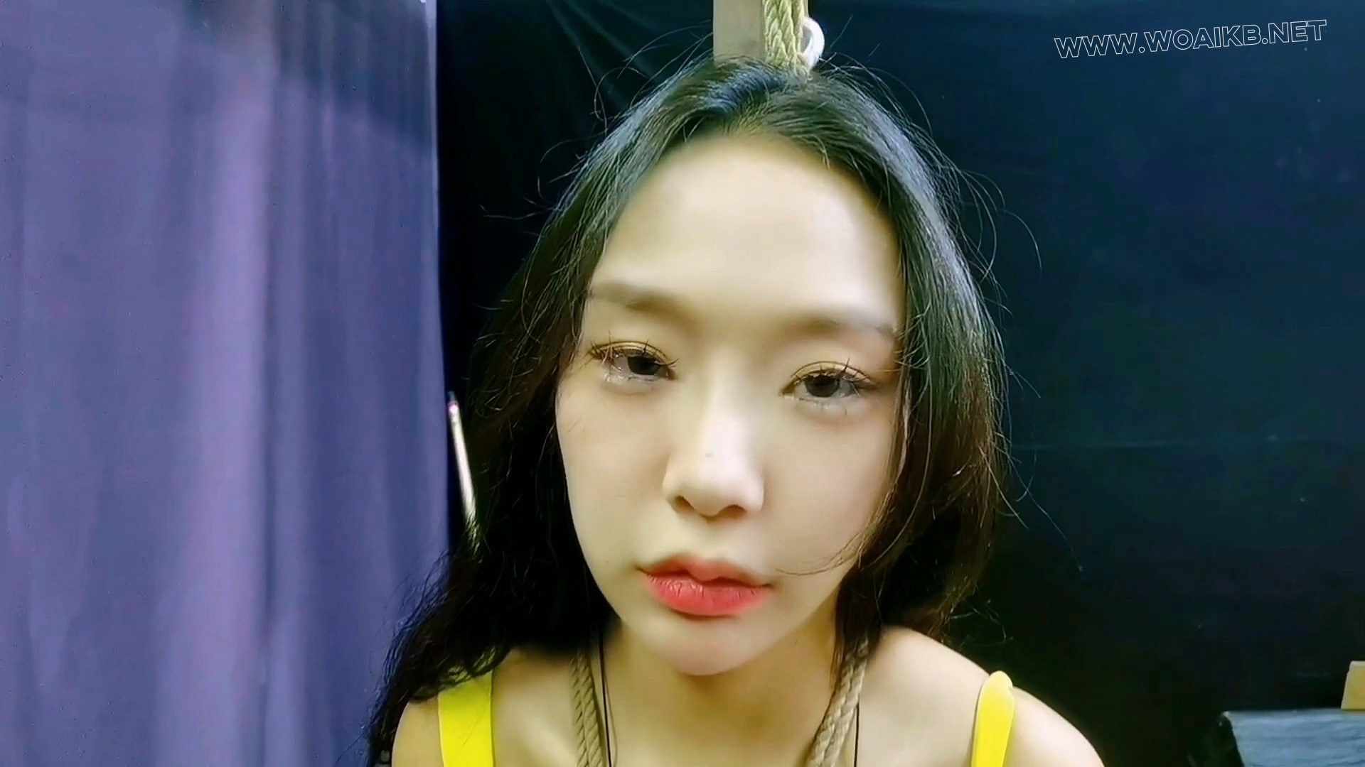 驴驴胸大有罪,看的别扭;下狠手好好折磨折磨她,,不然对不起这对大胸 封面图