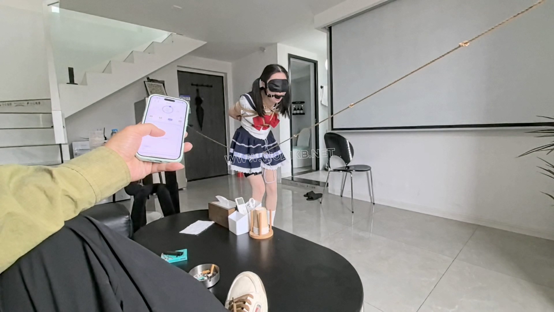 日系小说还原剧情 邻家女孩初长成 加强版训练 内置震动多次强高+绳结走绳+SP+电击+ 预览图