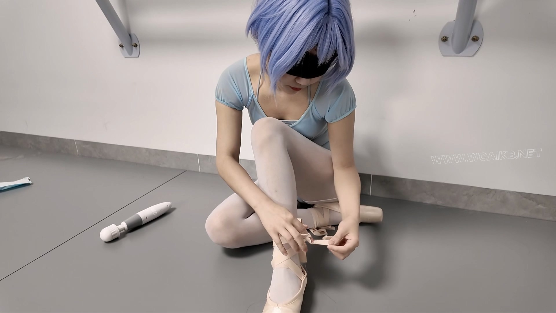 撞破清冷芭蕾少女不为人知的好色一面 封面图
