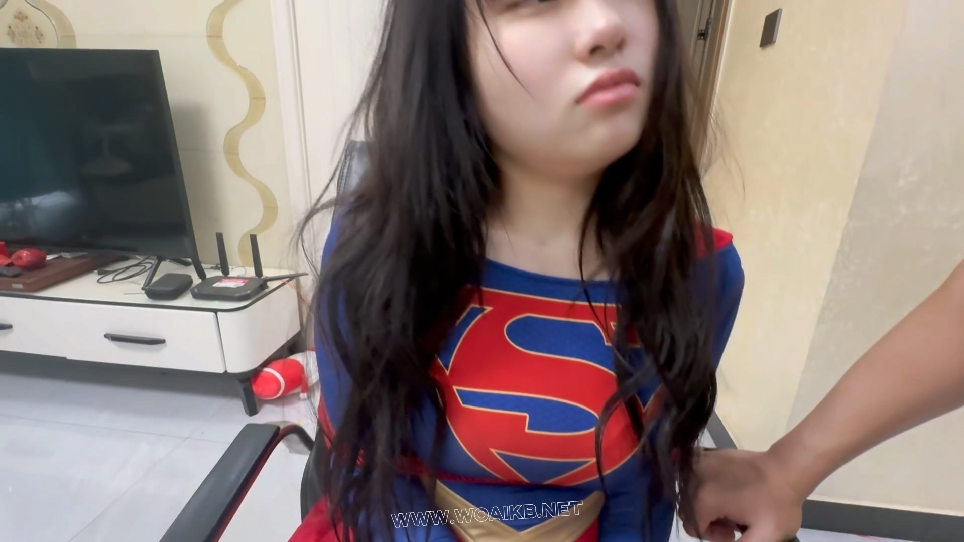 TK强制玩弄能量尽失女超人 意获野生女超人 预览图