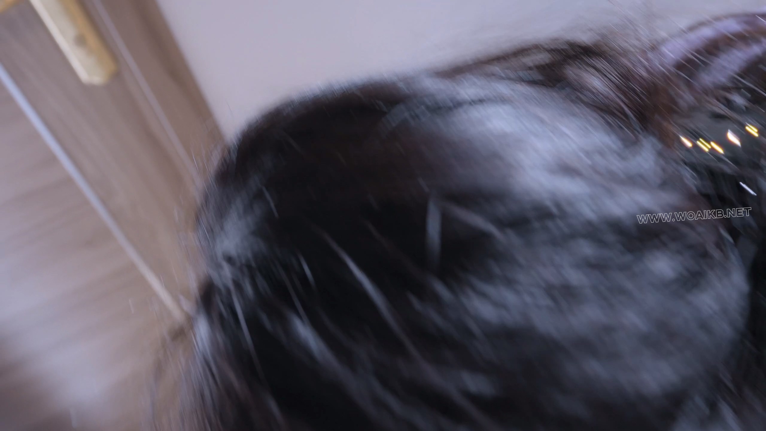 《狩猎日记之下班的少妇》黑丝少妇回家，遭陌生男捂晕。直臂捆绑，塞上假阳口罩， 预览图