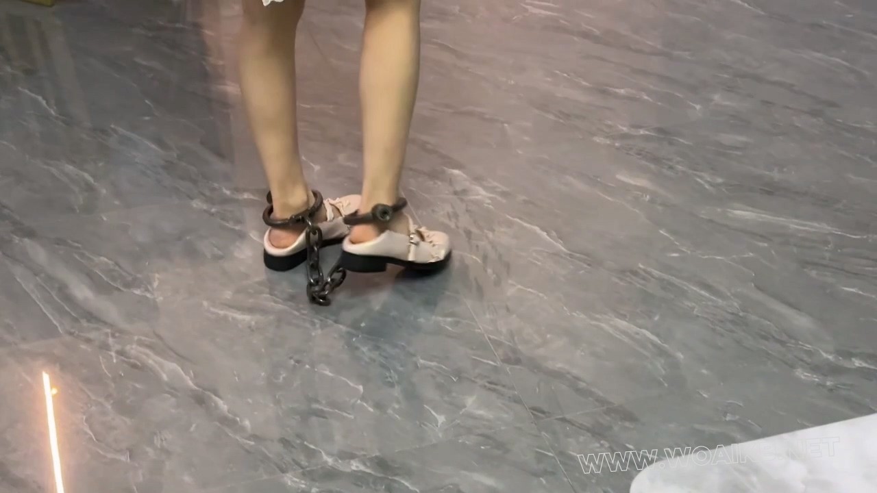 两个妹子的镣铐游戏（2）第二部 预览图