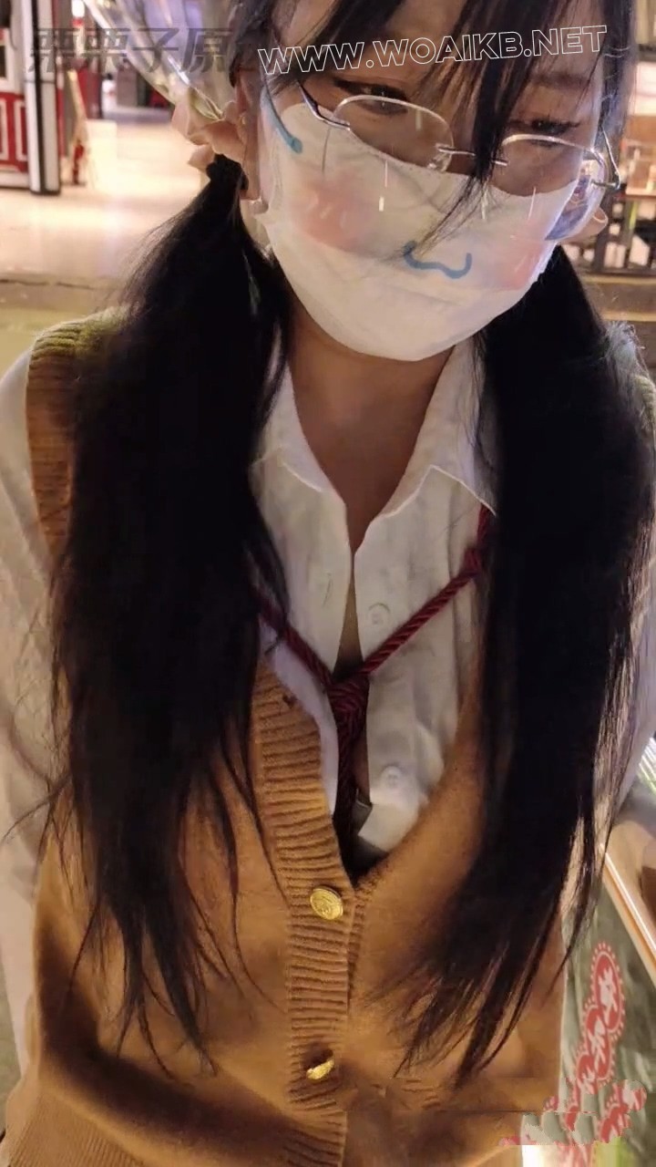《被欺凌的乖乖女班长 04》 户外强高、街边调教、快乐蛋、龟甲缚、自缚、遥控、反 预览图