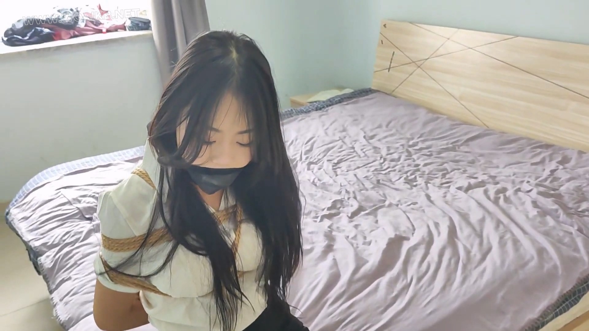 模特小美女玉环 贪图小便宜是要吃亏的 预览图