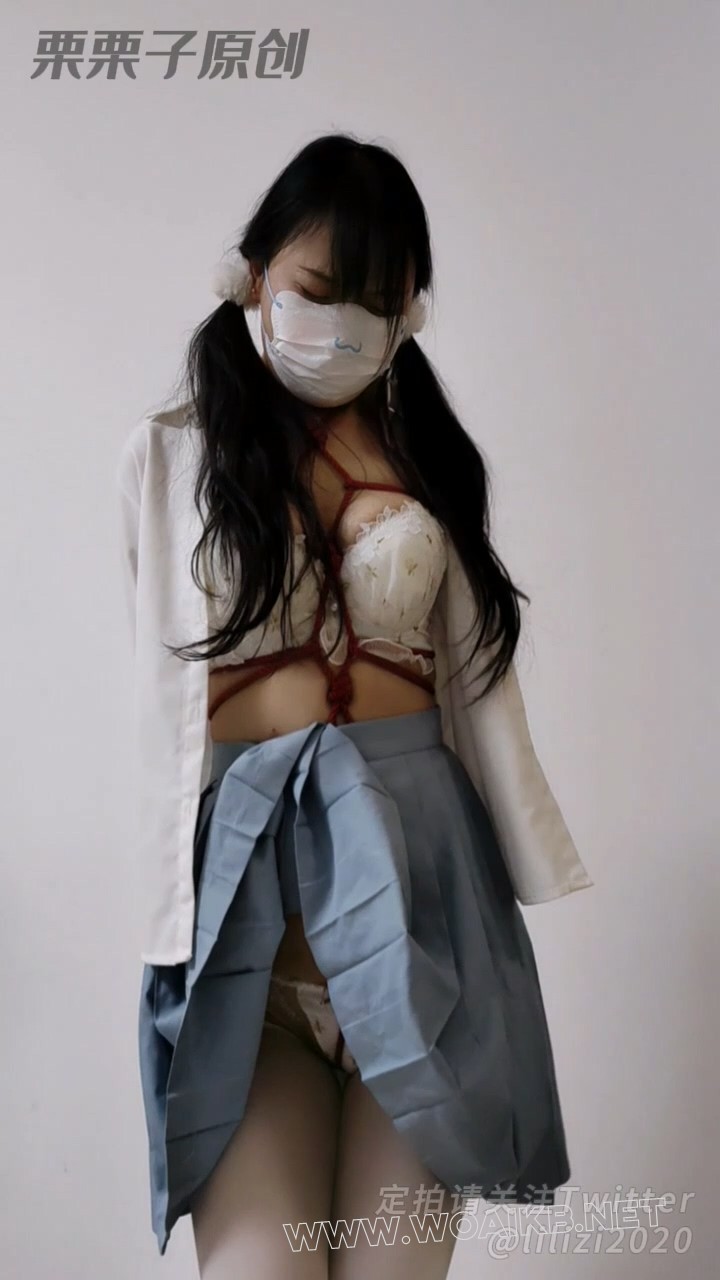 《被欺凌的乖乖女班长 06》 户外强高、街边调教、快乐蛋、龟甲缚、遥控、反复强高 预览图