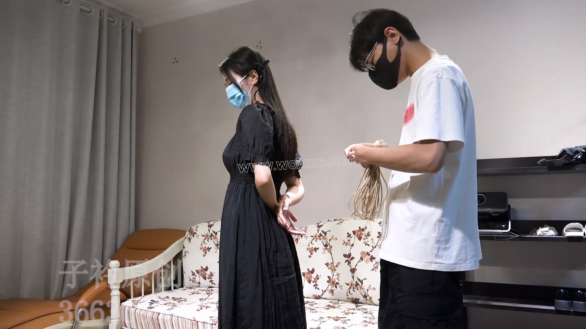 新模试镜 五花挣扎 预览图