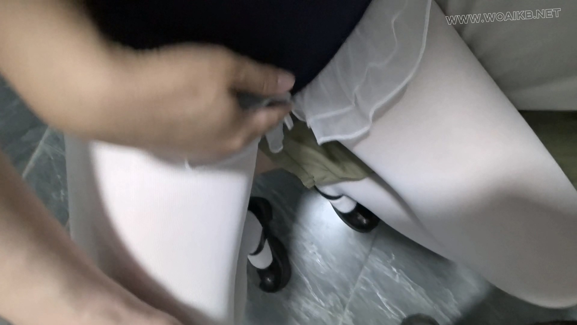 白丝死库水 厕所ZW GC 固定木奉震动强G 高强度电击＋TK笑得疯狂挣扎抽搐 固定姿势 预览图