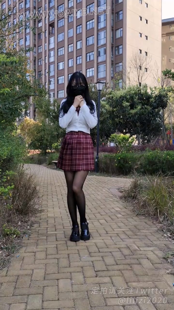 《被欺凌的乖乖女班长 07》 户外强高、路边强高、潮CUI、小区失禁、快乐蛋控制、JK 预览图