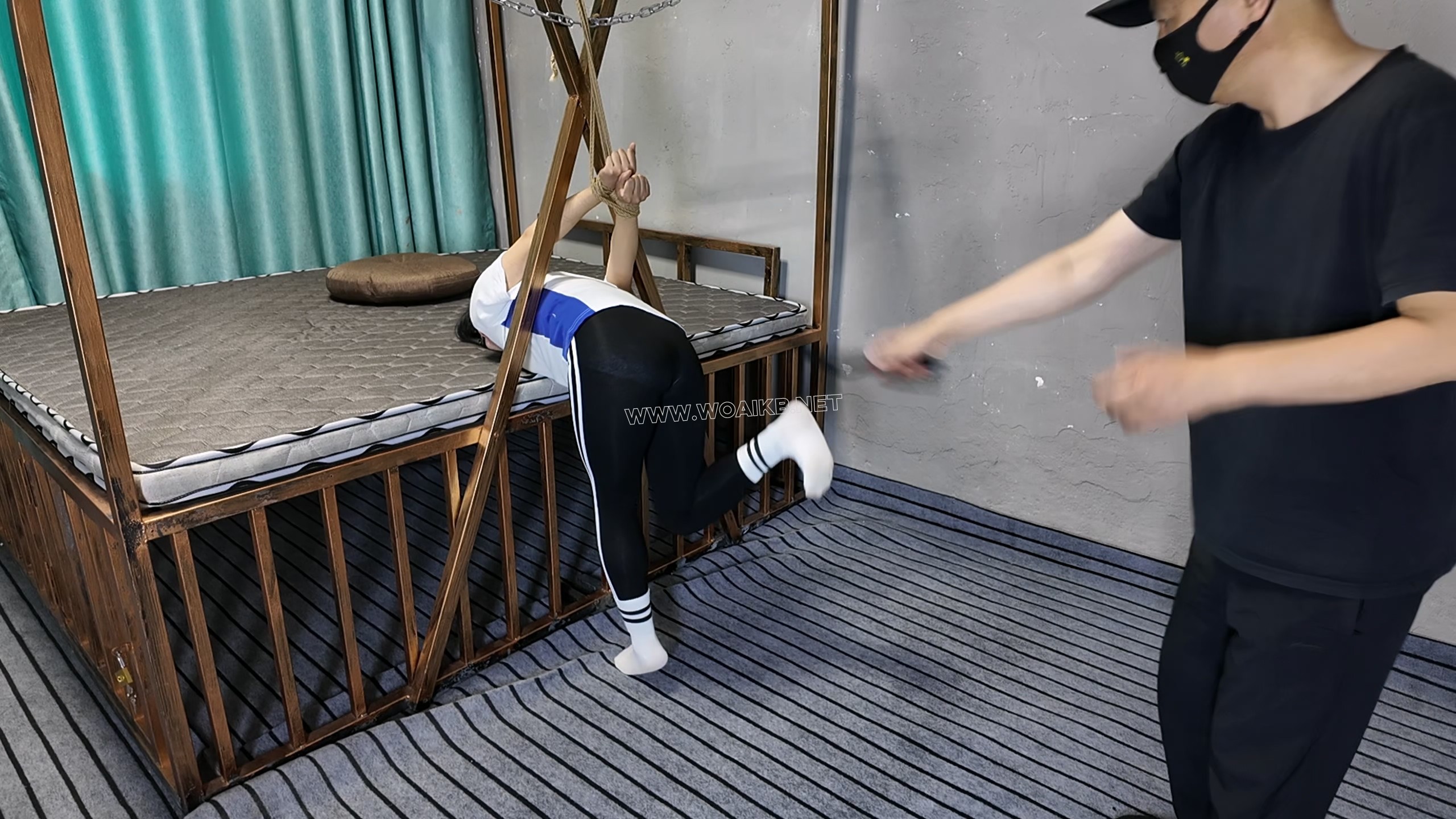 小遥打屁股 预览图