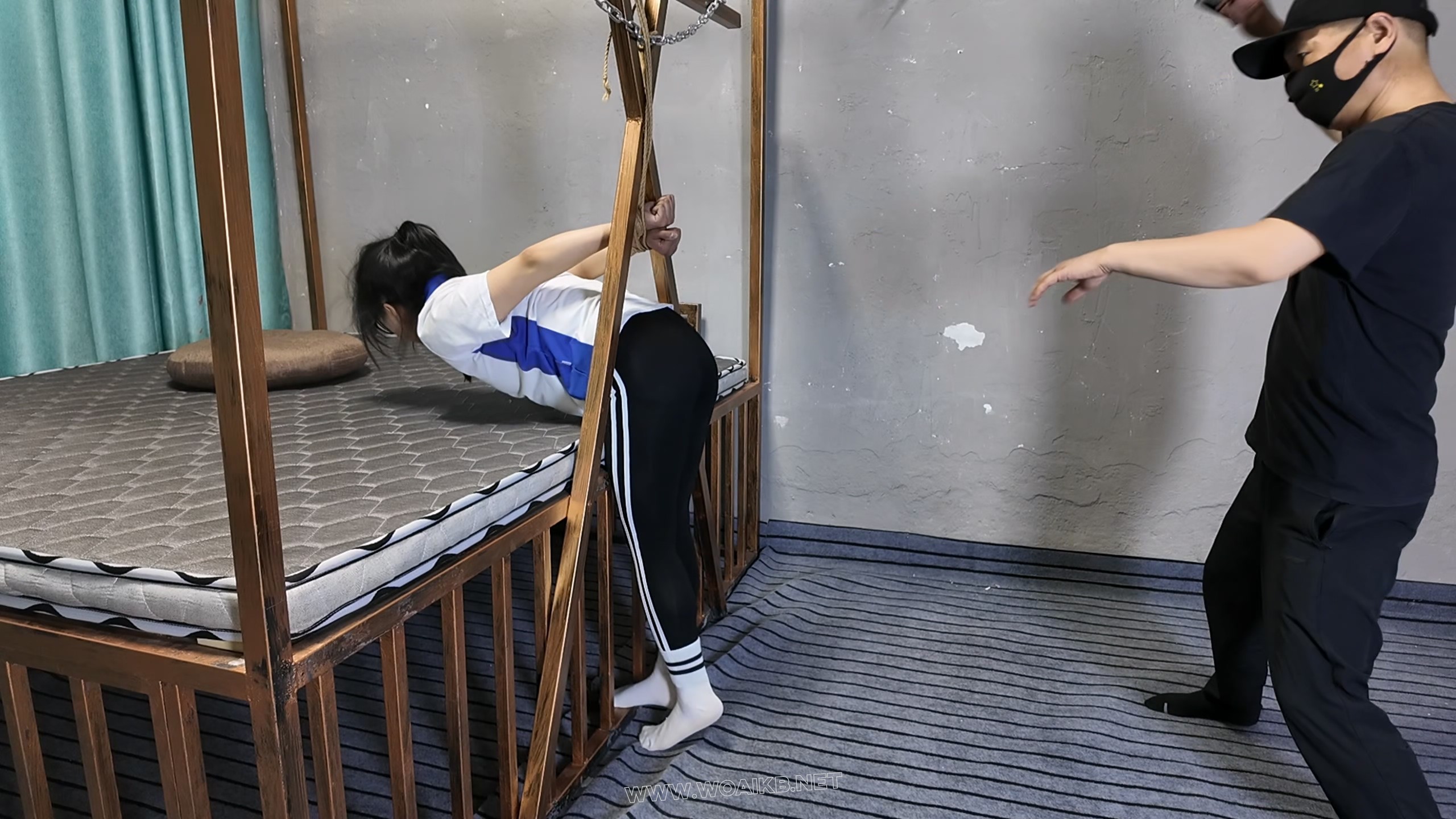 小遥打屁股 预览图