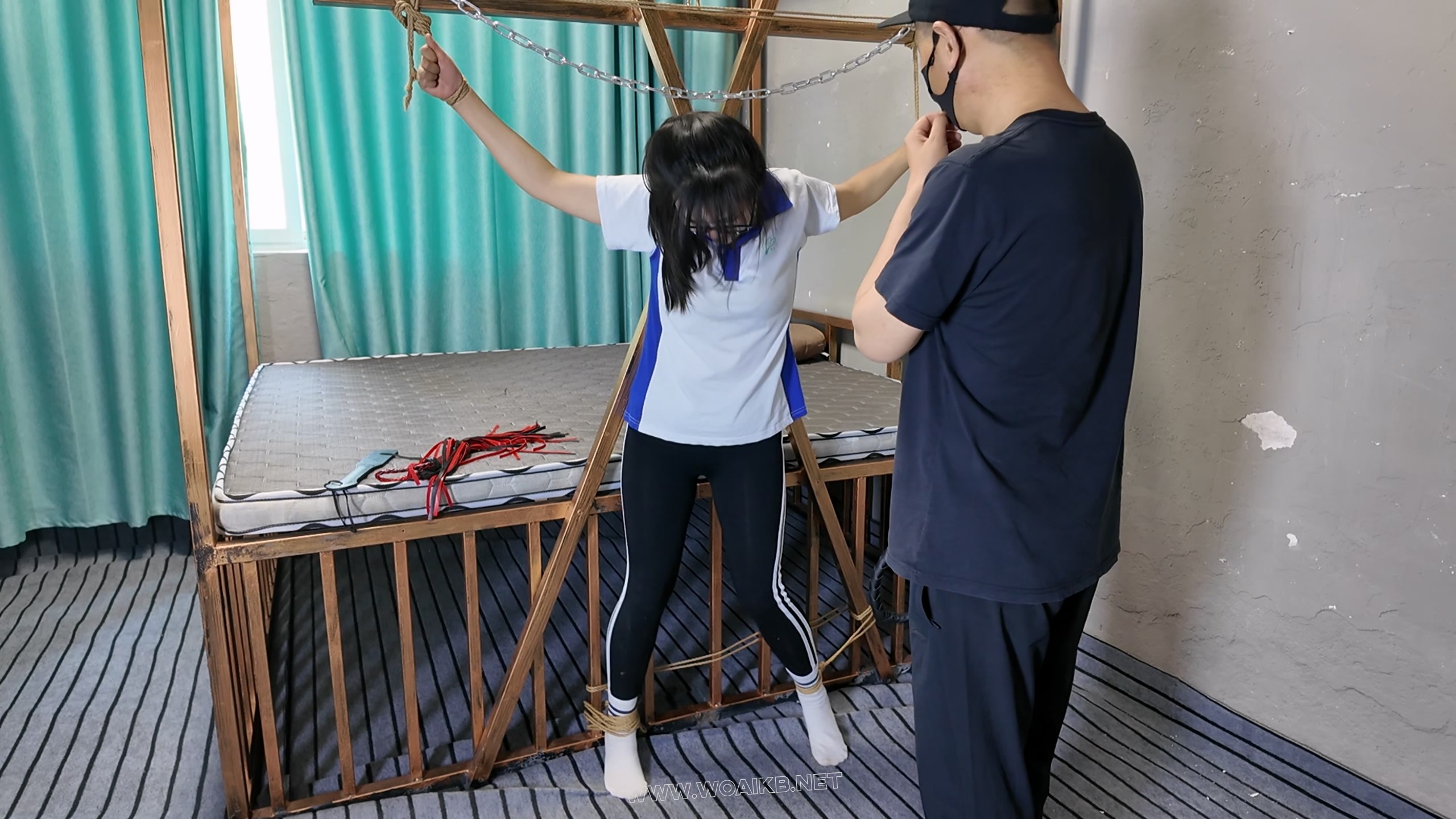小遥打屁股 预览图