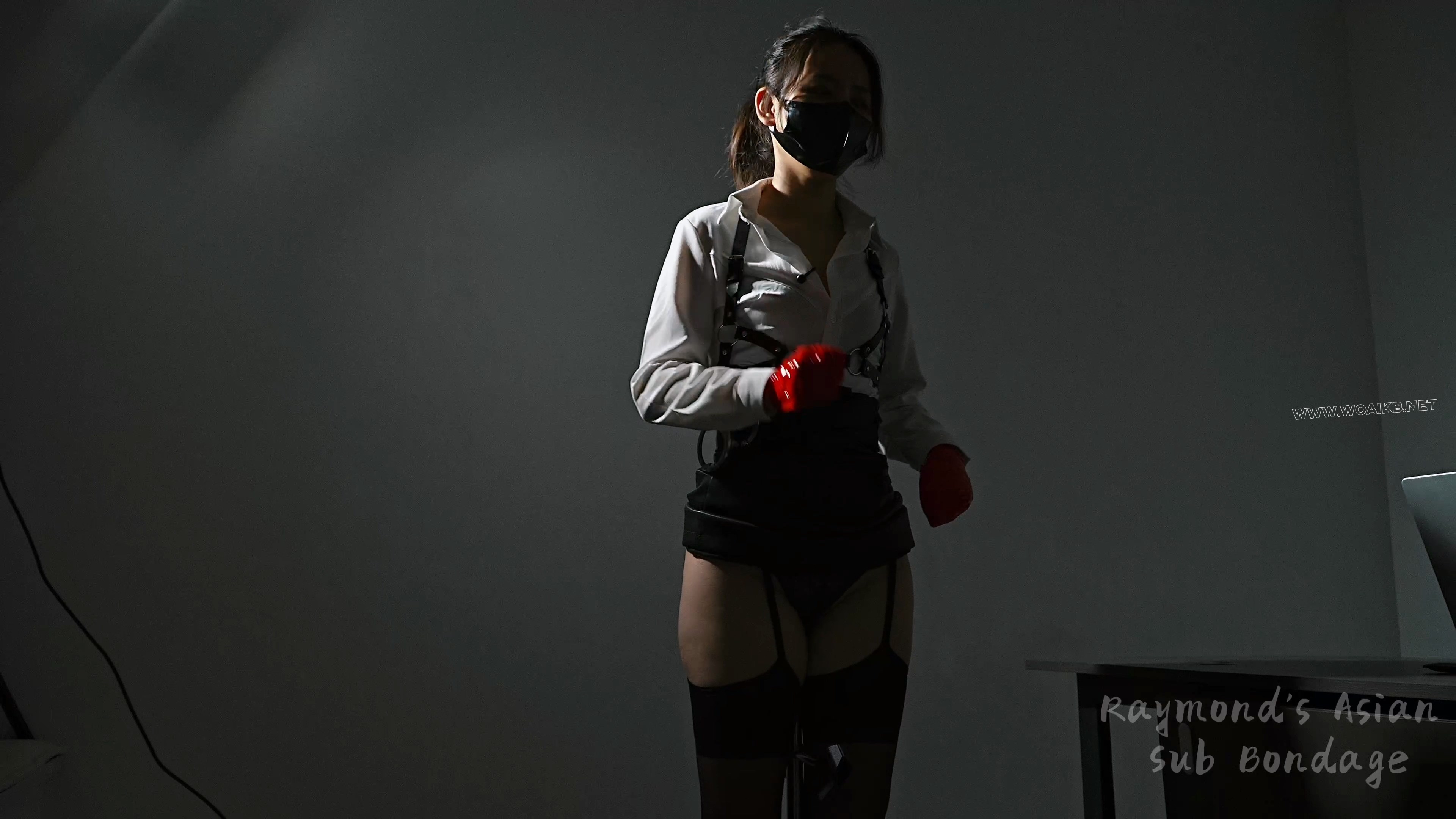 (微剧情)沦陷的女特工第一集 （one bar prison+电击+棒棒+鞭打+丝袜堵嘴+止息） 预览图