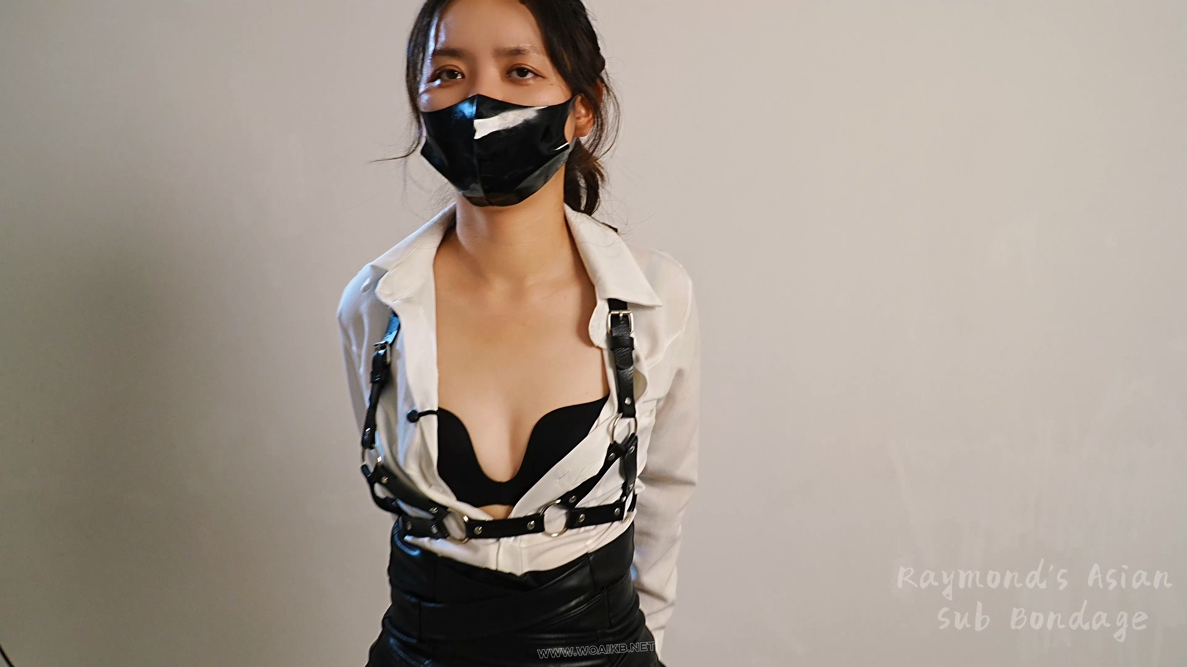 (微剧情)沦陷的女特工第一集 （one bar prison+电击+棒棒+鞭打+丝袜堵嘴+止息） 预览图