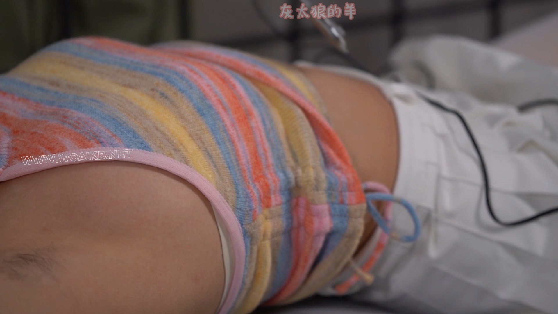 月亮女神遭铁架扎带与绳子捆绑【动弹不得】，郊狼+强力电击片+腋下TK+M固定 挣扎叫 预览图