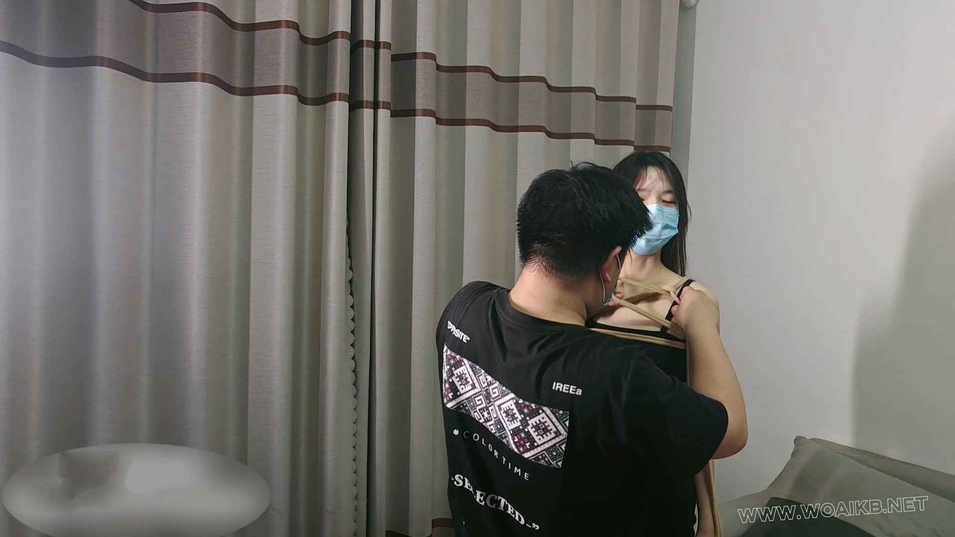 模特桃桃 掐脖子+玩胸+震动+强高+打屁股=有当小狗的天赋 预览图